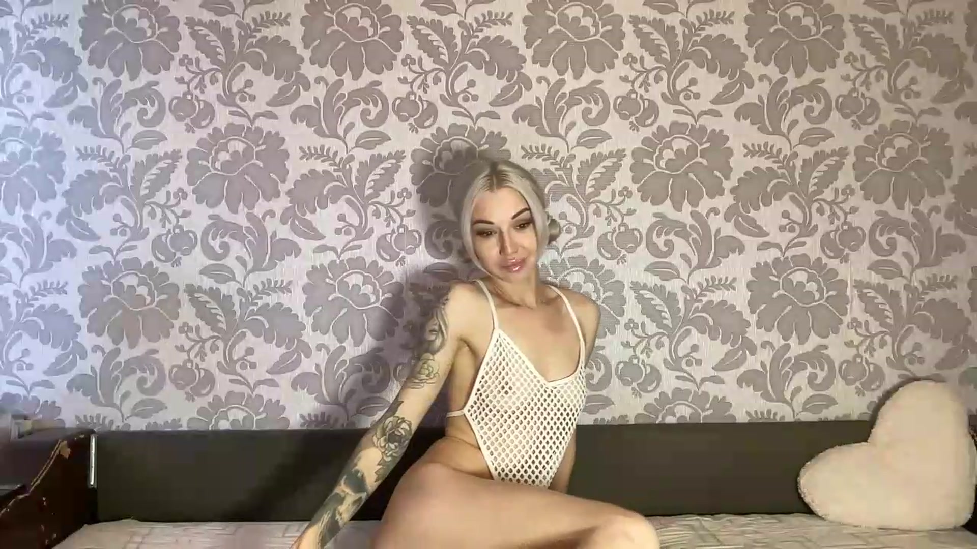 Gallery image thumbnail from TammyLynn's myfreecams stream on, 09/08/2026, 09:51 image 14 of 20