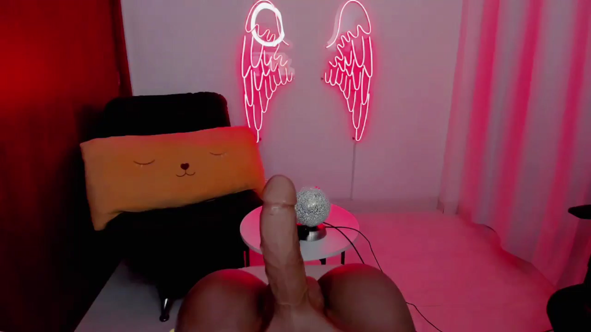Gallery image thumbnail from Tamy_bennett's myfreecams stream on, 02/25/2025, 10:38 image 20 of 20