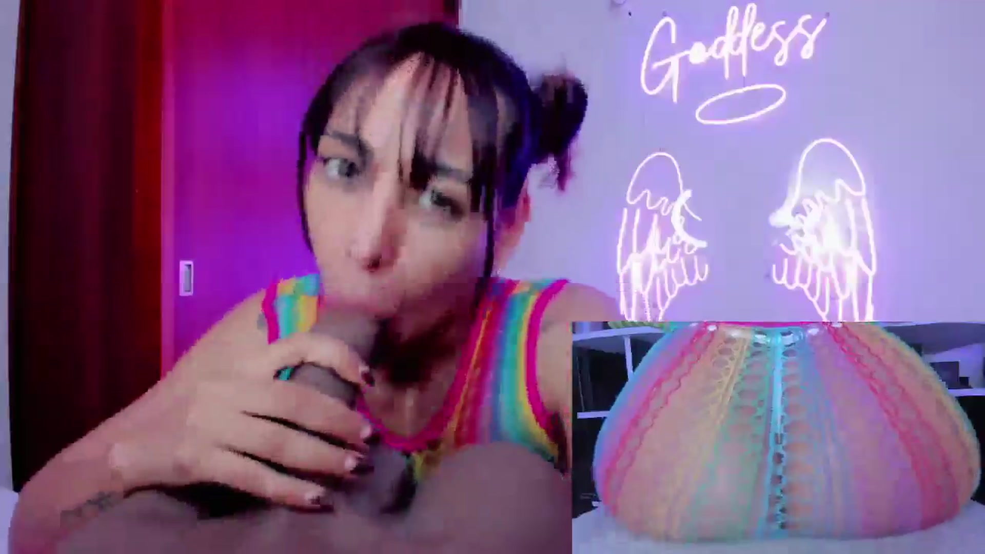 Gallery image thumbnail from Tamy_bennett's myfreecams stream on, 04/13/2025, 14:15 image 5 of 20