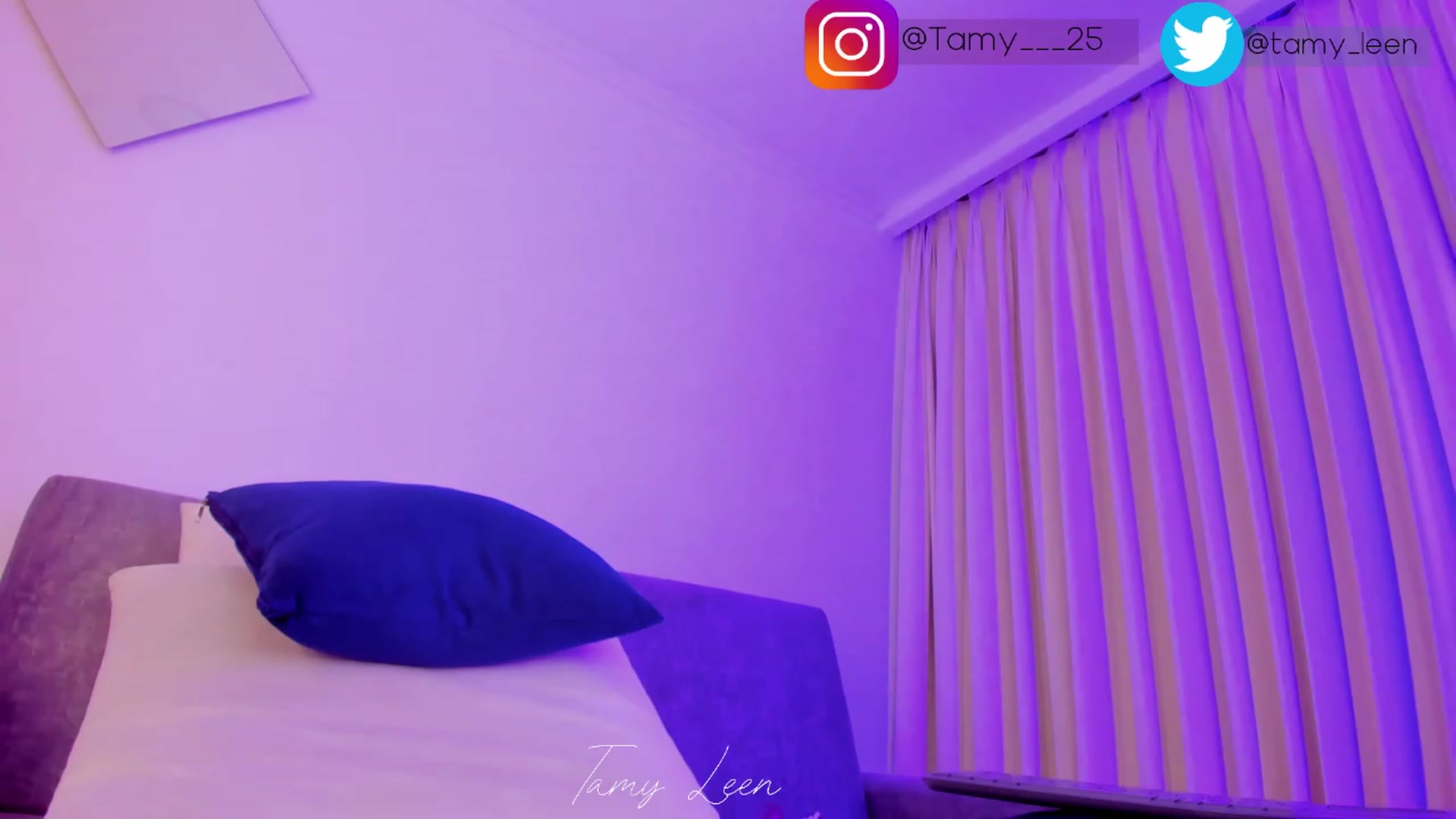 Gallery image thumbnail from Tamy_leen's myfreecams stream on, 11/17/2022, 02:36 image 6 of 20