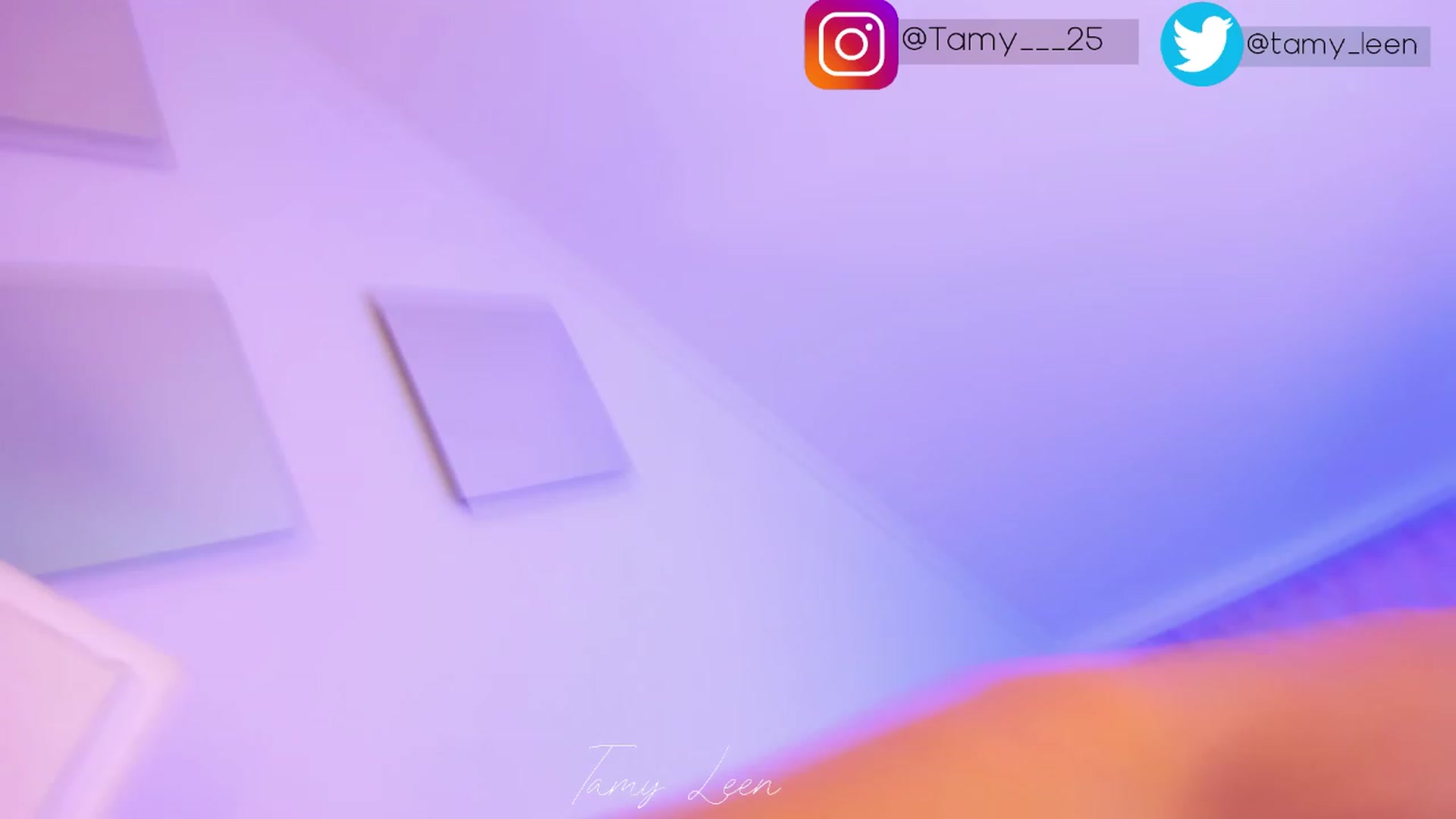 Gallery image thumbnail from Tamy_leen's myfreecams stream on, 12/12/2022, 11:01 image 7 of 20