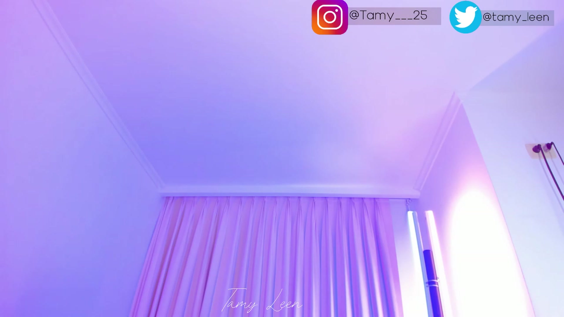 Gallery image thumbnail from Tamy_leen's myfreecams stream on, 12/24/2022, 15:40 image 13 of 20
