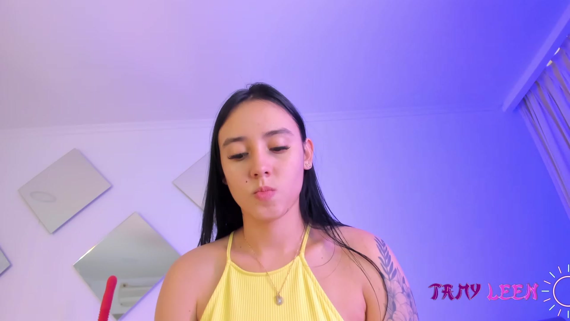 Gallery image thumbnail from Tamy_leen's myfreecams stream on, 04/05/2023, 15:31 image 13 of 20