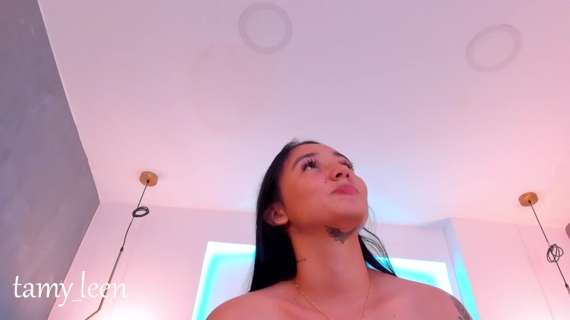 Gallery image thumbnail from Tamy_leen's myfreecams stream on, 04/30/2023, 12:50 image 10 of 20