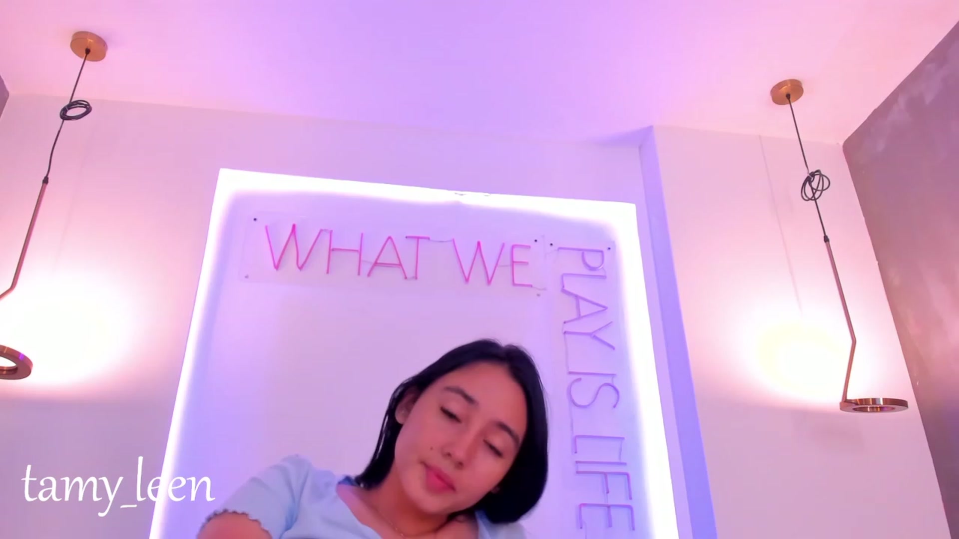 Gallery image thumbnail from Tamy_leen's myfreecams stream on, 05/04/2023, 12:51 image 1 of 20