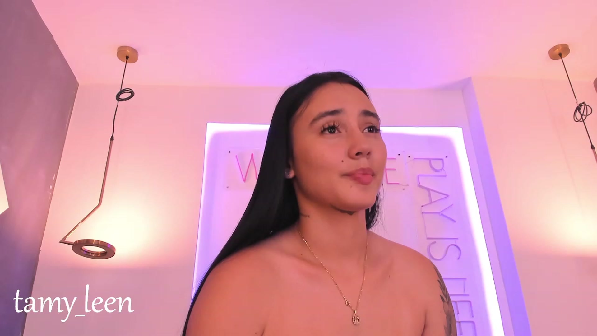 Gallery image thumbnail from Tamy_leen's myfreecams stream on, 05/07/2023, 10:02 image 20 of 20