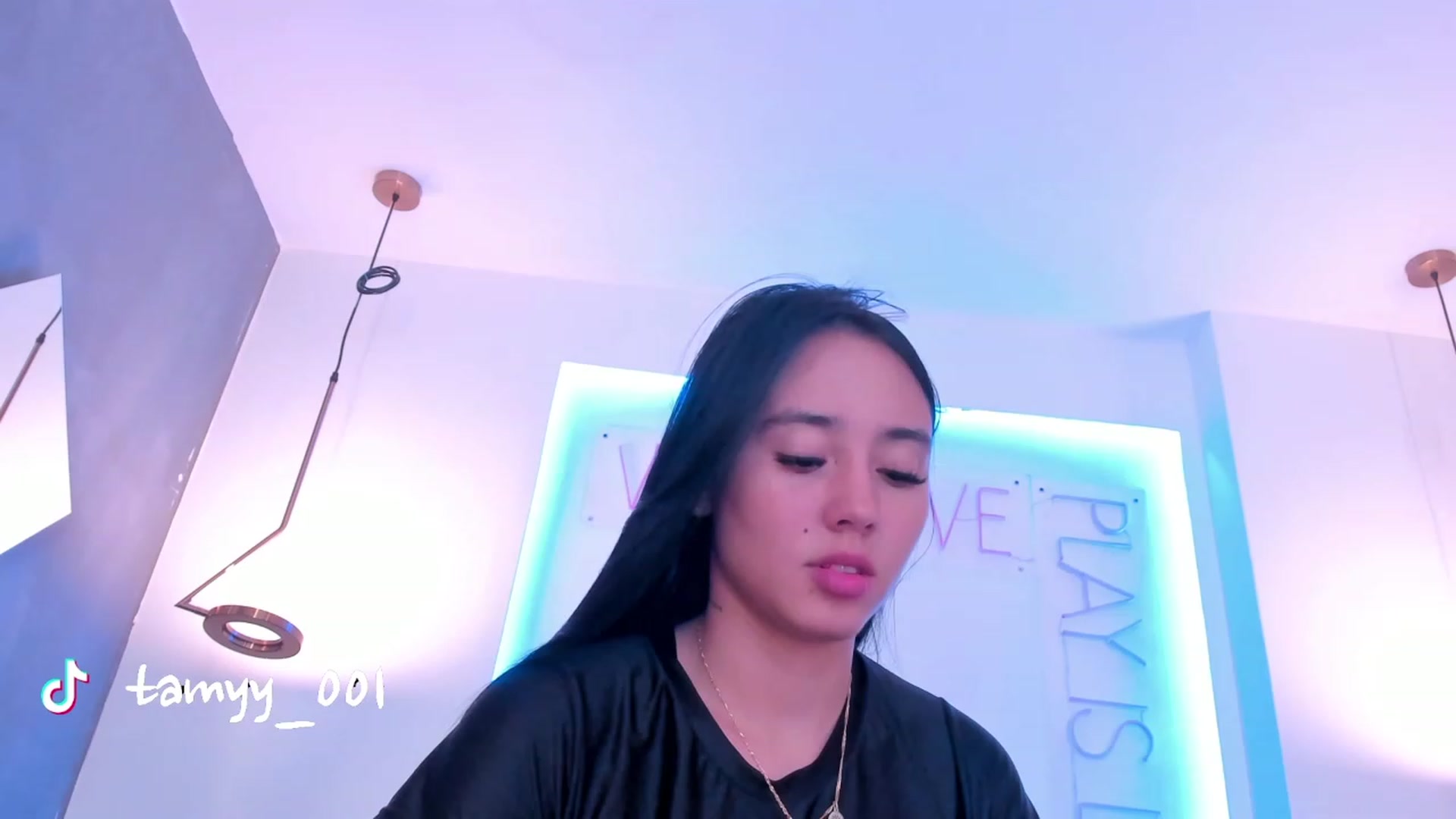 Gallery image thumbnail from Tamy_leen's myfreecams stream on, 05/12/2023, 08:30 image 4 of 20