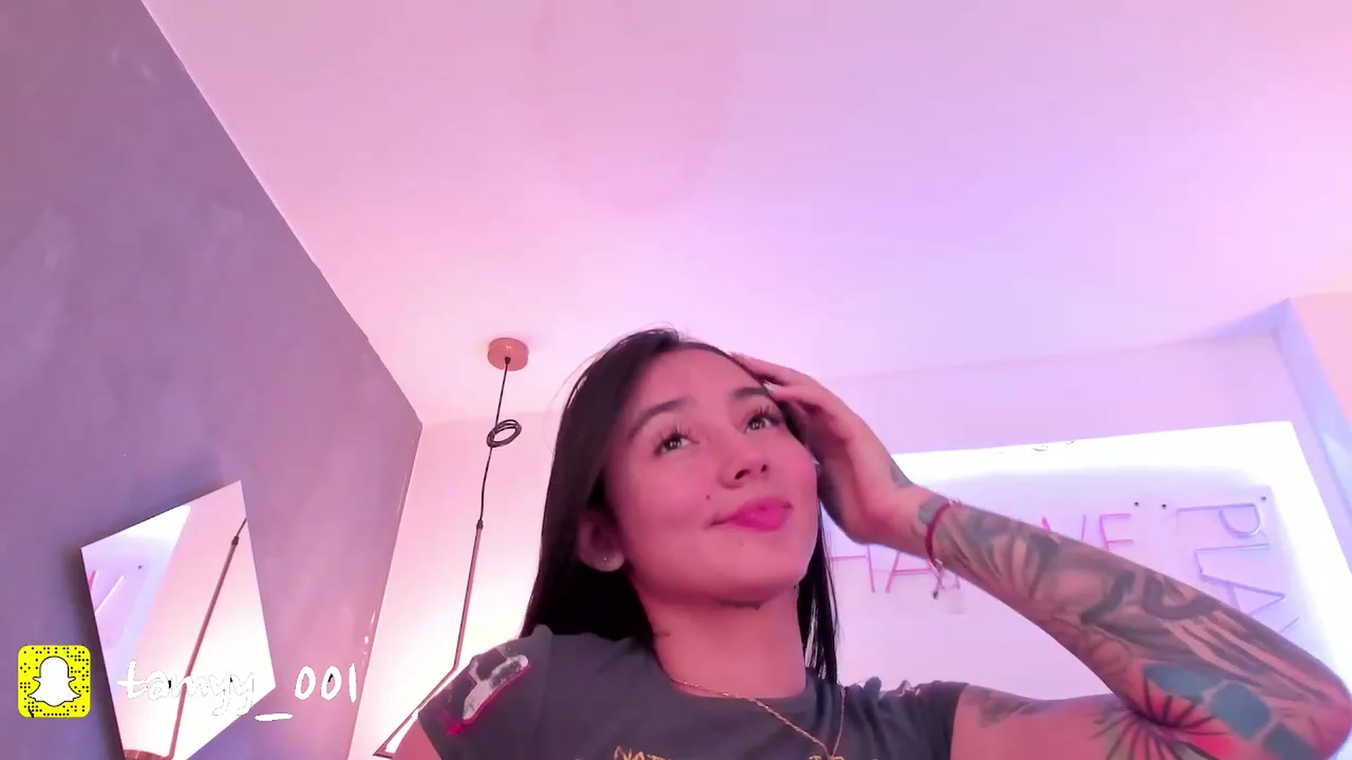 Gallery image thumbnail from Tamy_leen's myfreecams stream on, 05/22/2023, 12:10 image 9 of 20