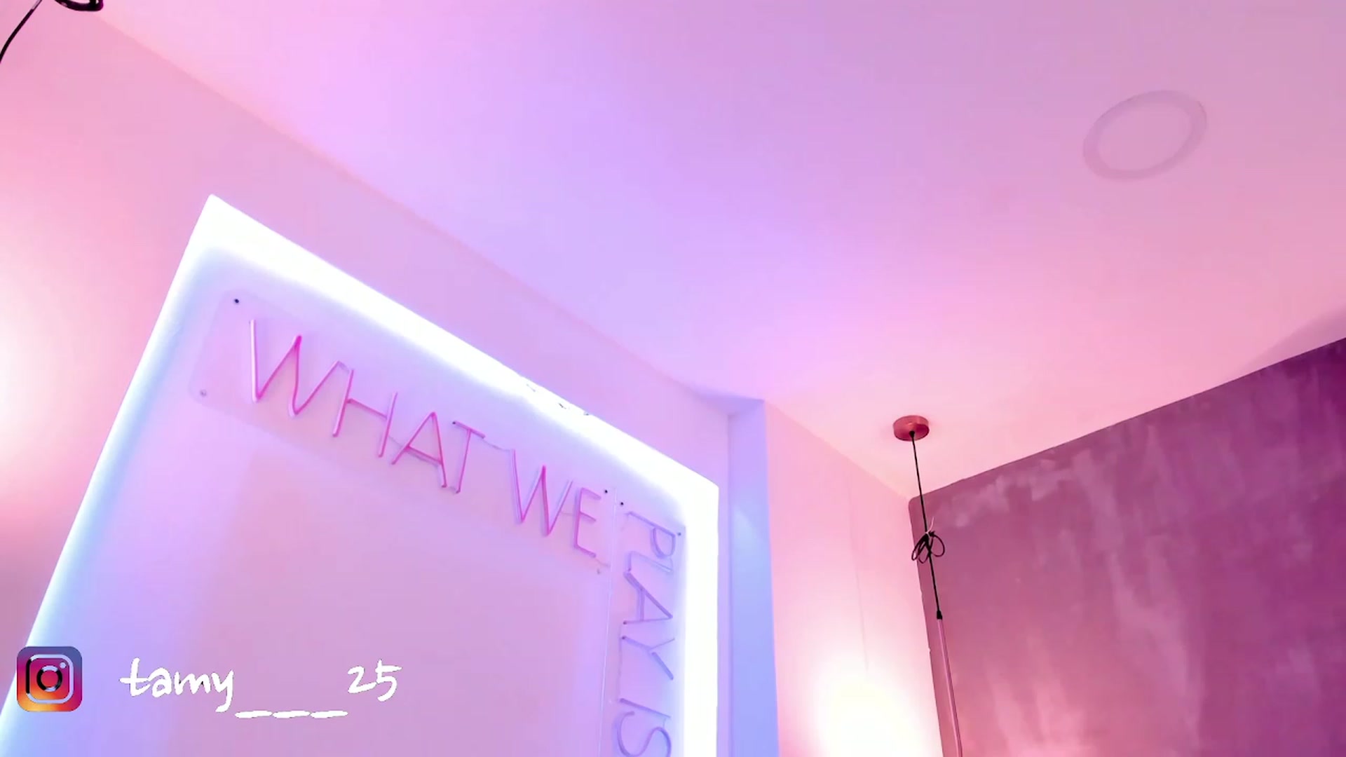 Gallery image thumbnail from Tamy_leen's myfreecams stream on, 05/22/2023, 12:10 image 5 of 20