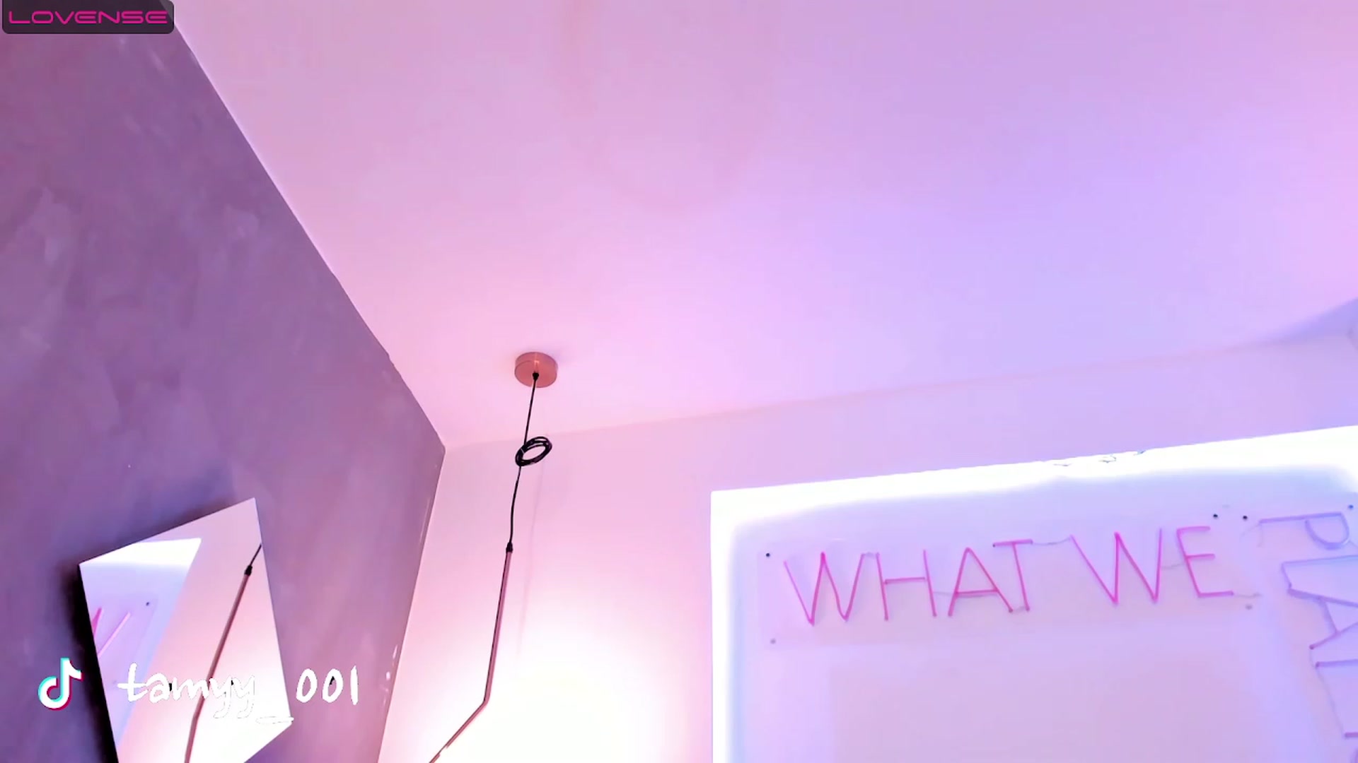 Gallery image thumbnail from Tamy_leen's myfreecams stream on, 05/25/2023, 13:07 image 13 of 20