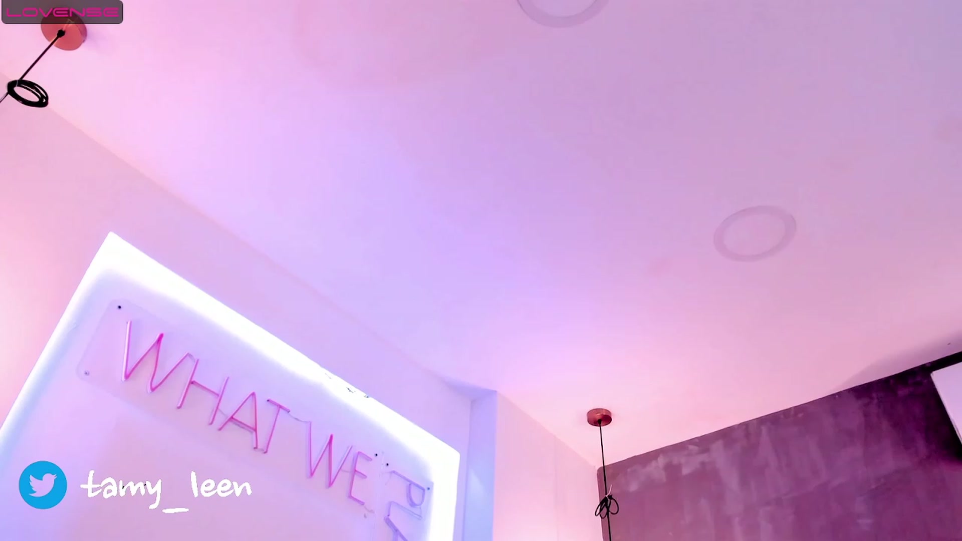 Gallery image thumbnail from Tamy_leen's myfreecams stream on, 05/25/2023, 15:27 image 19 of 20