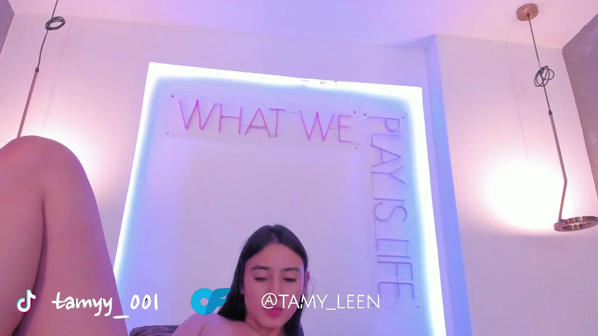 Gallery image thumbnail from Tamy_leen's myfreecams stream on, 06/10/2023, 15:30 image 19 of 20