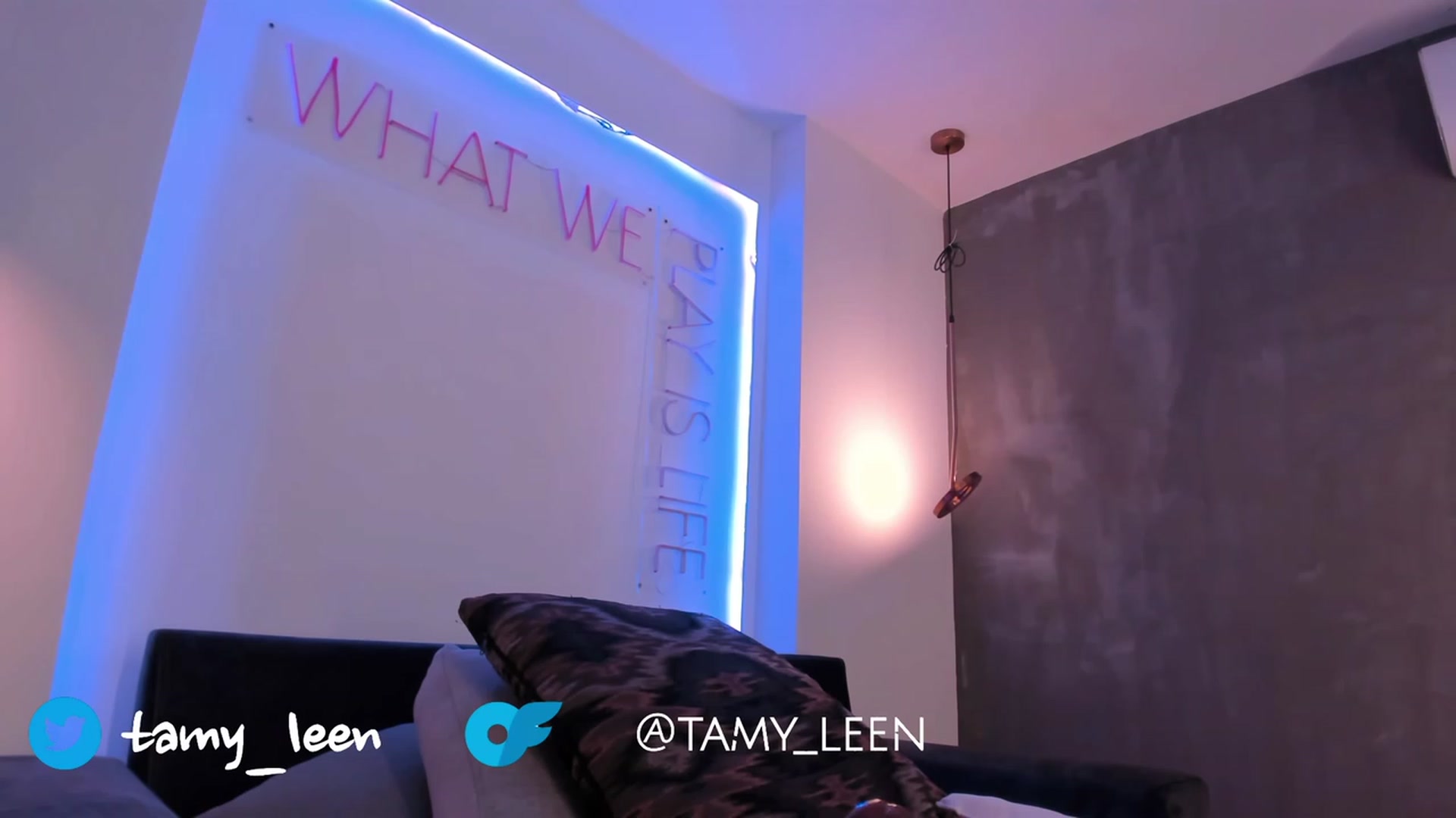 Gallery image thumbnail from Tamy_leen's myfreecams stream on, 06/21/2023, 12:35 image 14 of 20