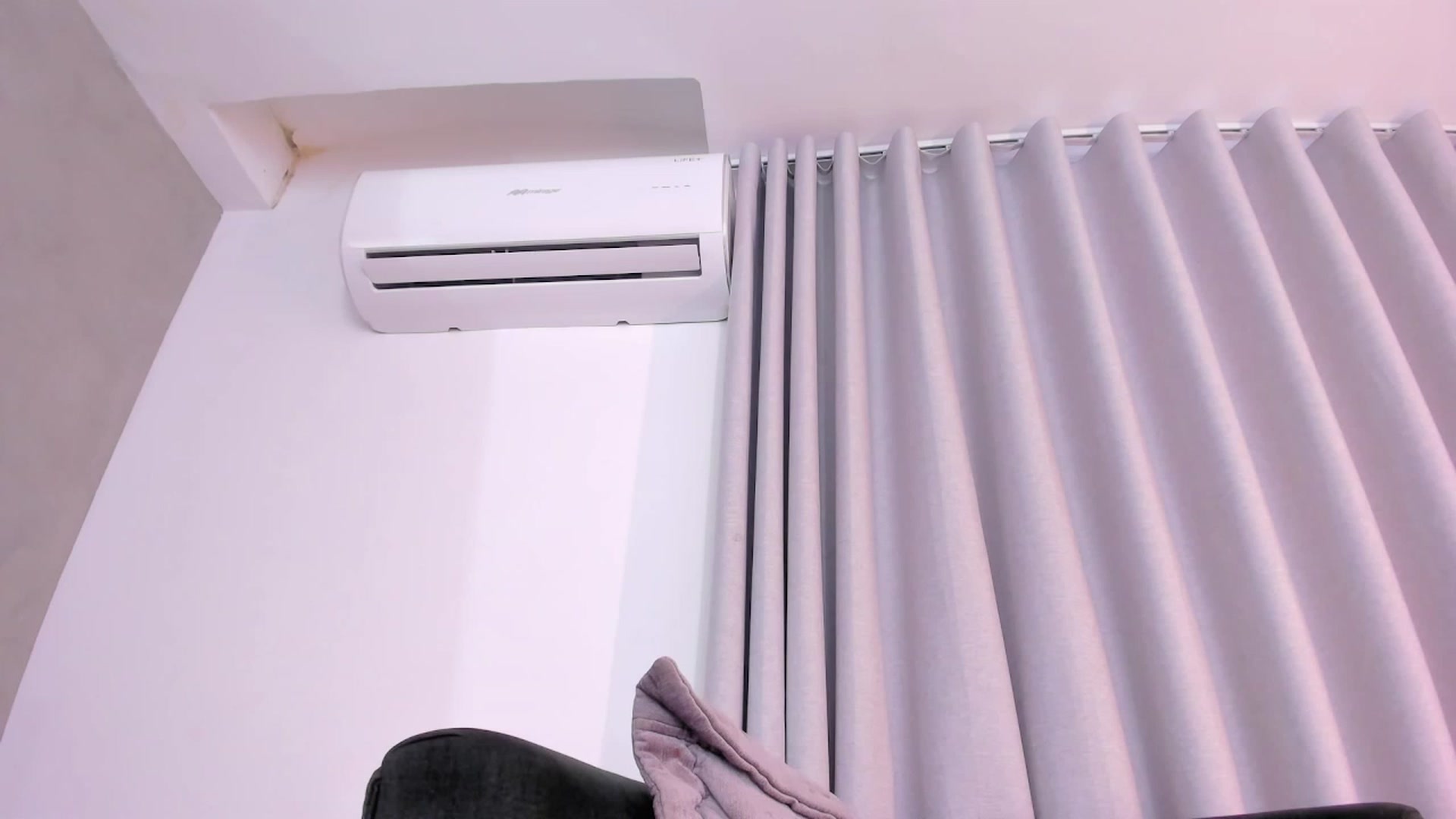 Gallery image thumbnail from Tamy_leen's myfreecams stream on, 10/22/2023, 13:05 image 12 of 20