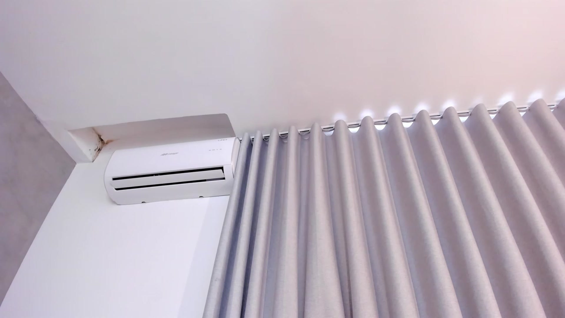 Gallery image thumbnail from Tamy_leen's myfreecams stream on, 11/05/2023, 13:34 image 19 of 20