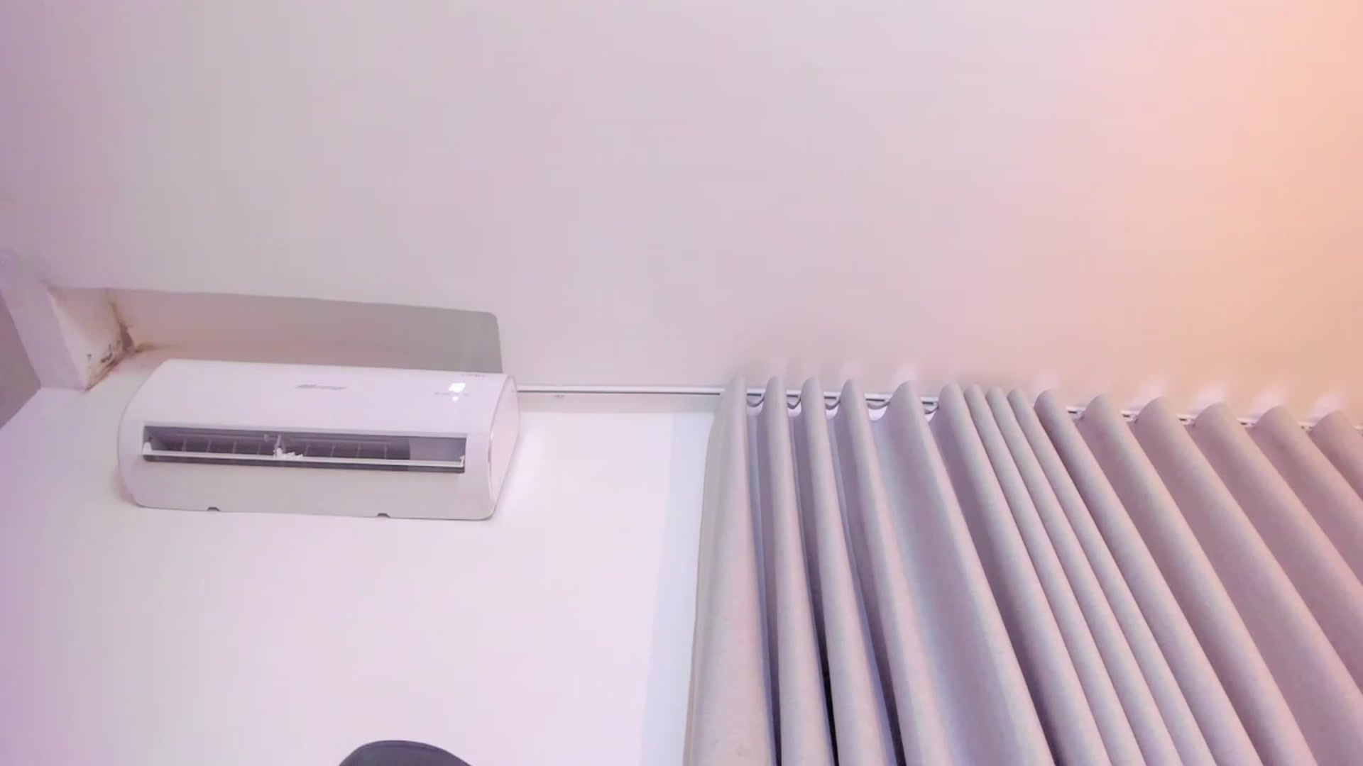 Gallery image thumbnail from Tamy_leen's myfreecams stream on, 11/19/2023, 14:46 image 5 of 20