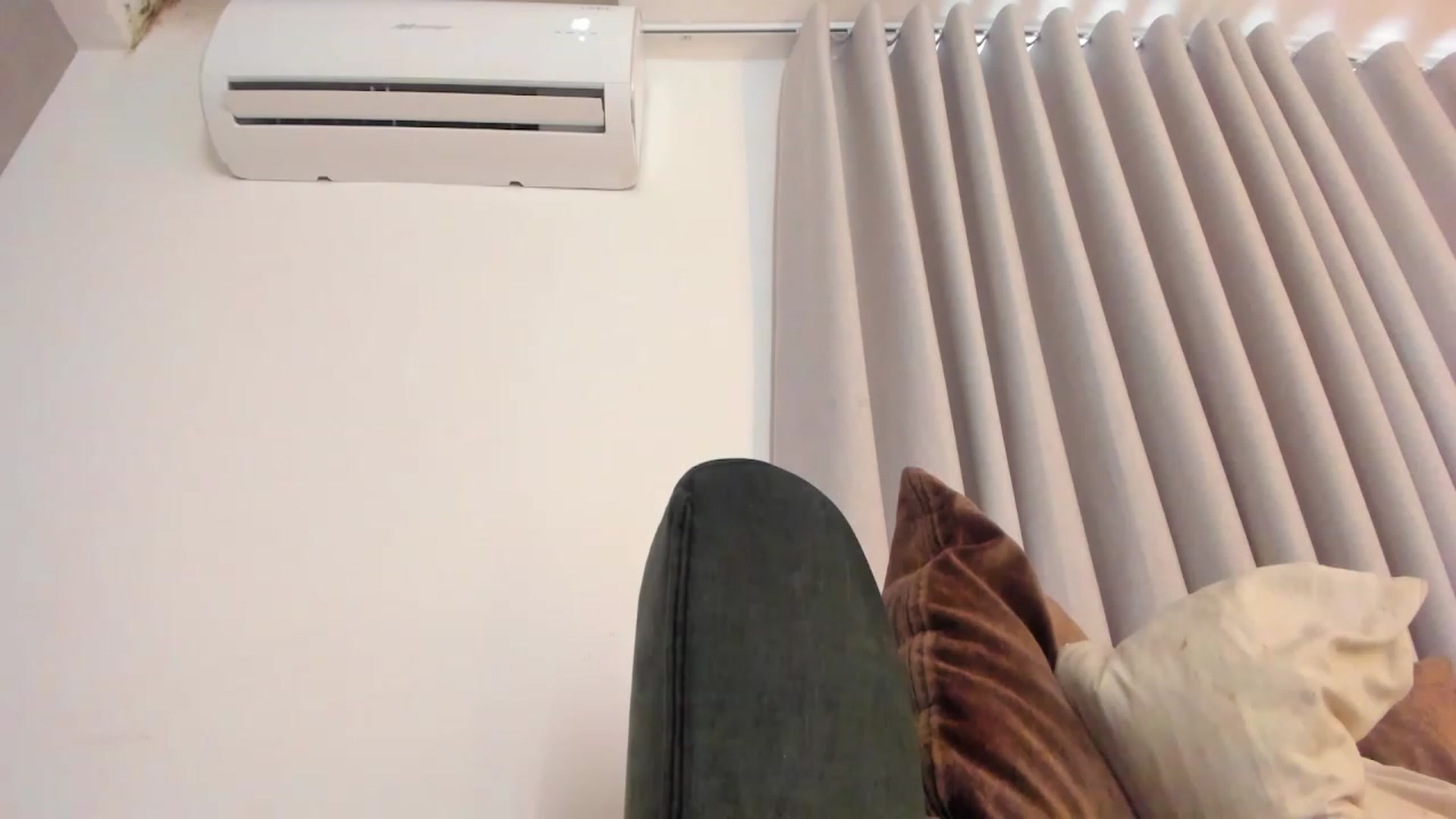 Gallery image thumbnail from Tamy_leen's myfreecams stream on, 11/27/2023, 15:43 image 8 of 20