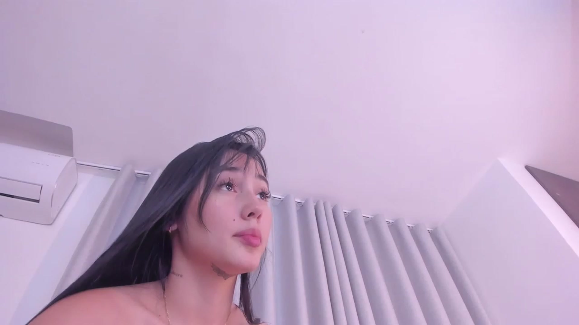 Gallery image thumbnail from Tamy_leen's myfreecams stream on, 12/14/2023, 11:52 image 17 of 20