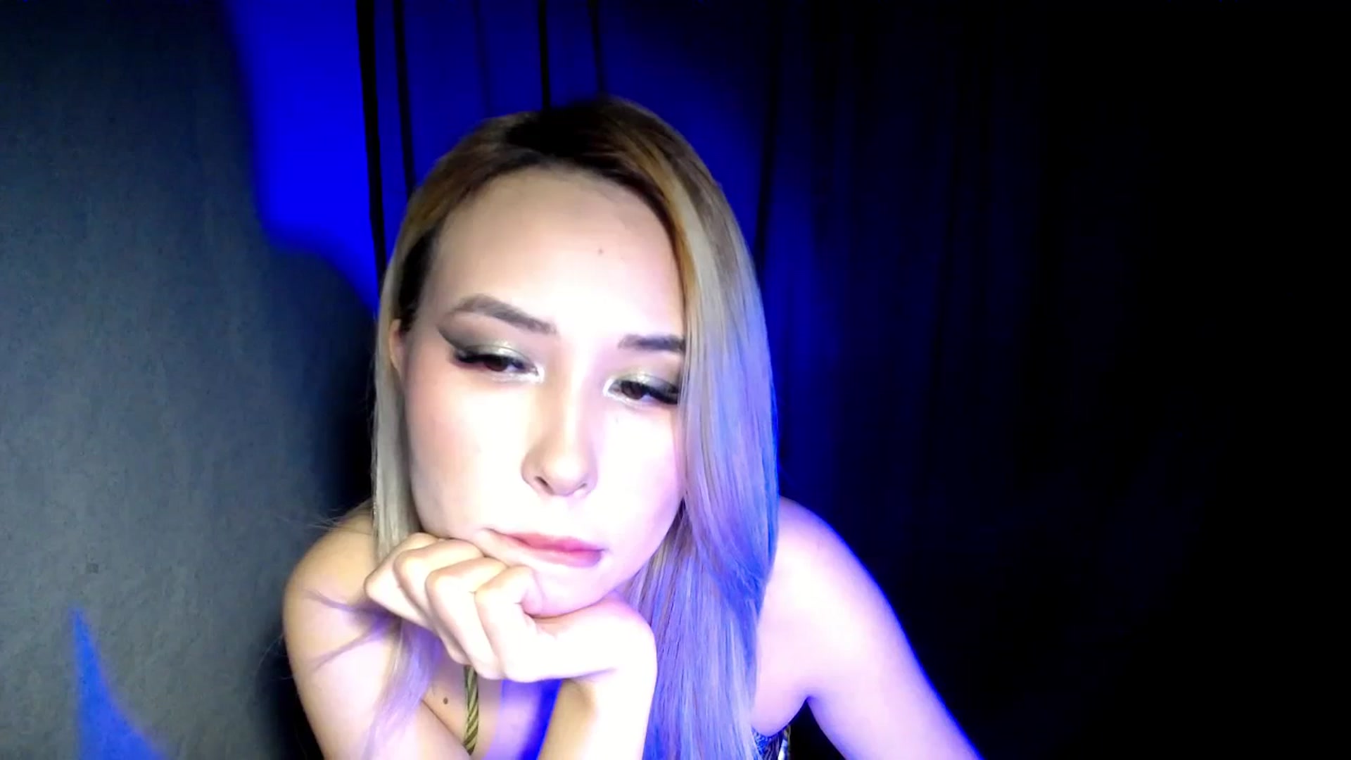 Gallery image thumbnail from Tana_Banana's myfreecams stream on, 02/11/2024, 23:43 image 17 of 20