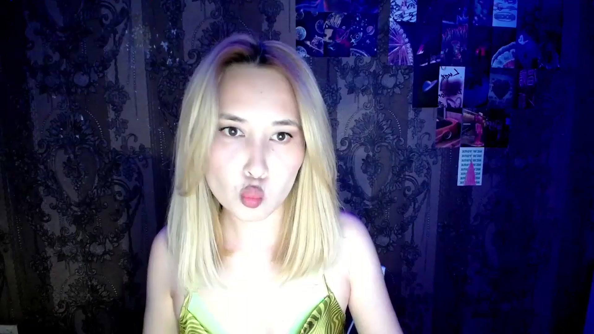 Gallery image thumbnail from Tana_Banana's myfreecams stream on, 06/14/2025, 22:52 image 12 of 20