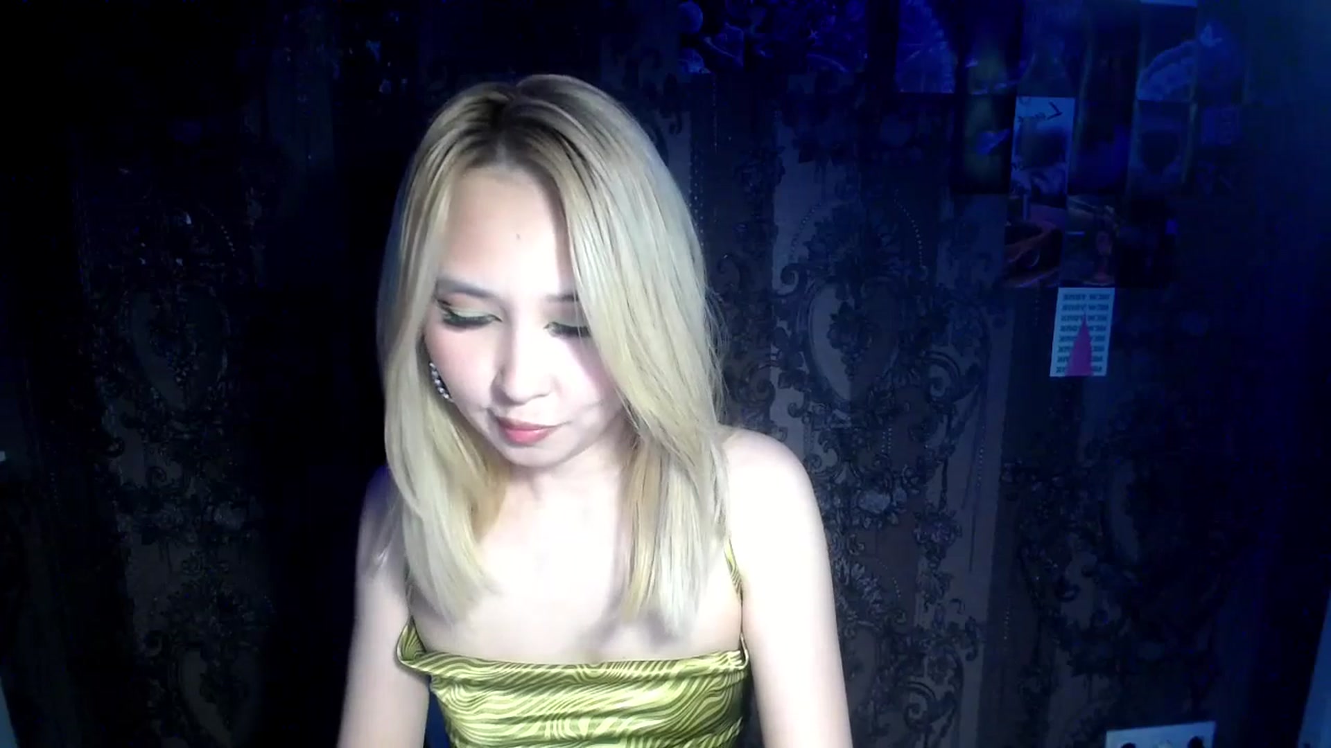 Gallery image thumbnail from Tana_Banana's myfreecams stream on, 07/13/2025, 21:37 image 14 of 20