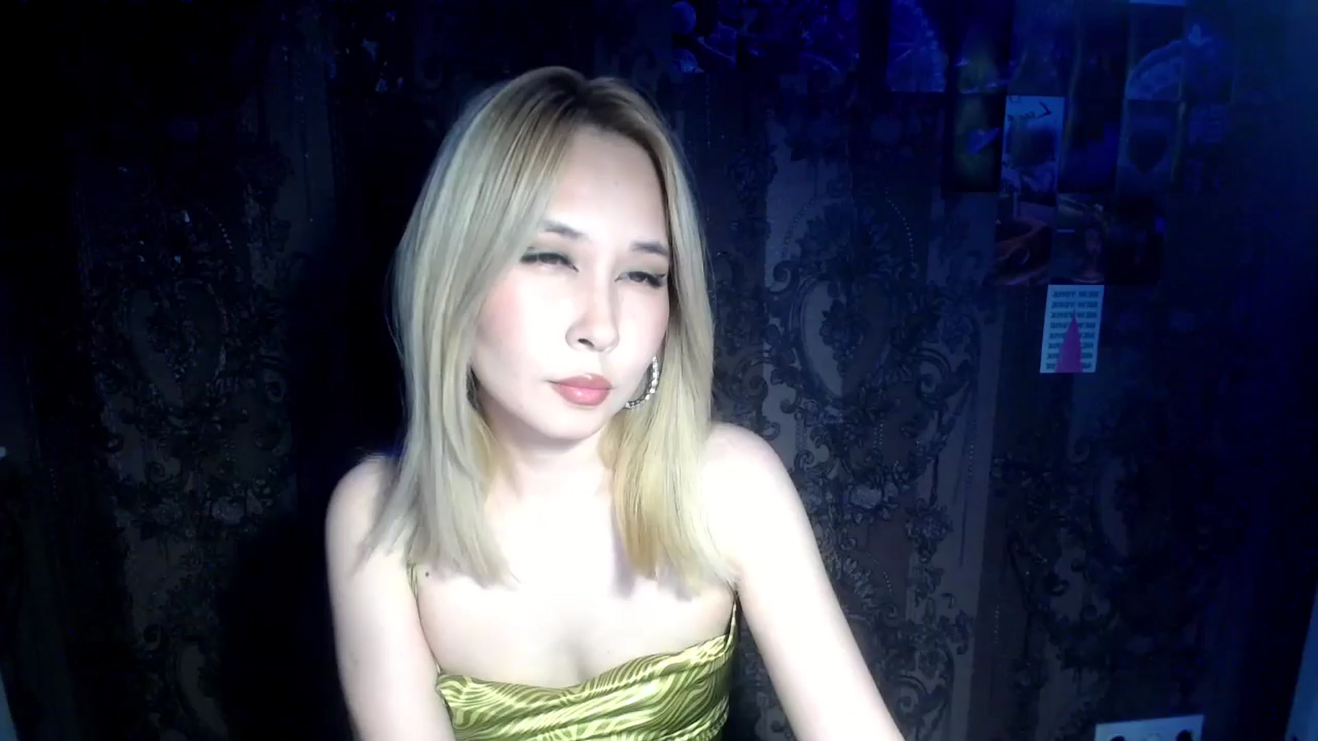 Gallery image thumbnail from Tana_Banana's myfreecams stream on, 07/13/2025, 21:37 image 18 of 20