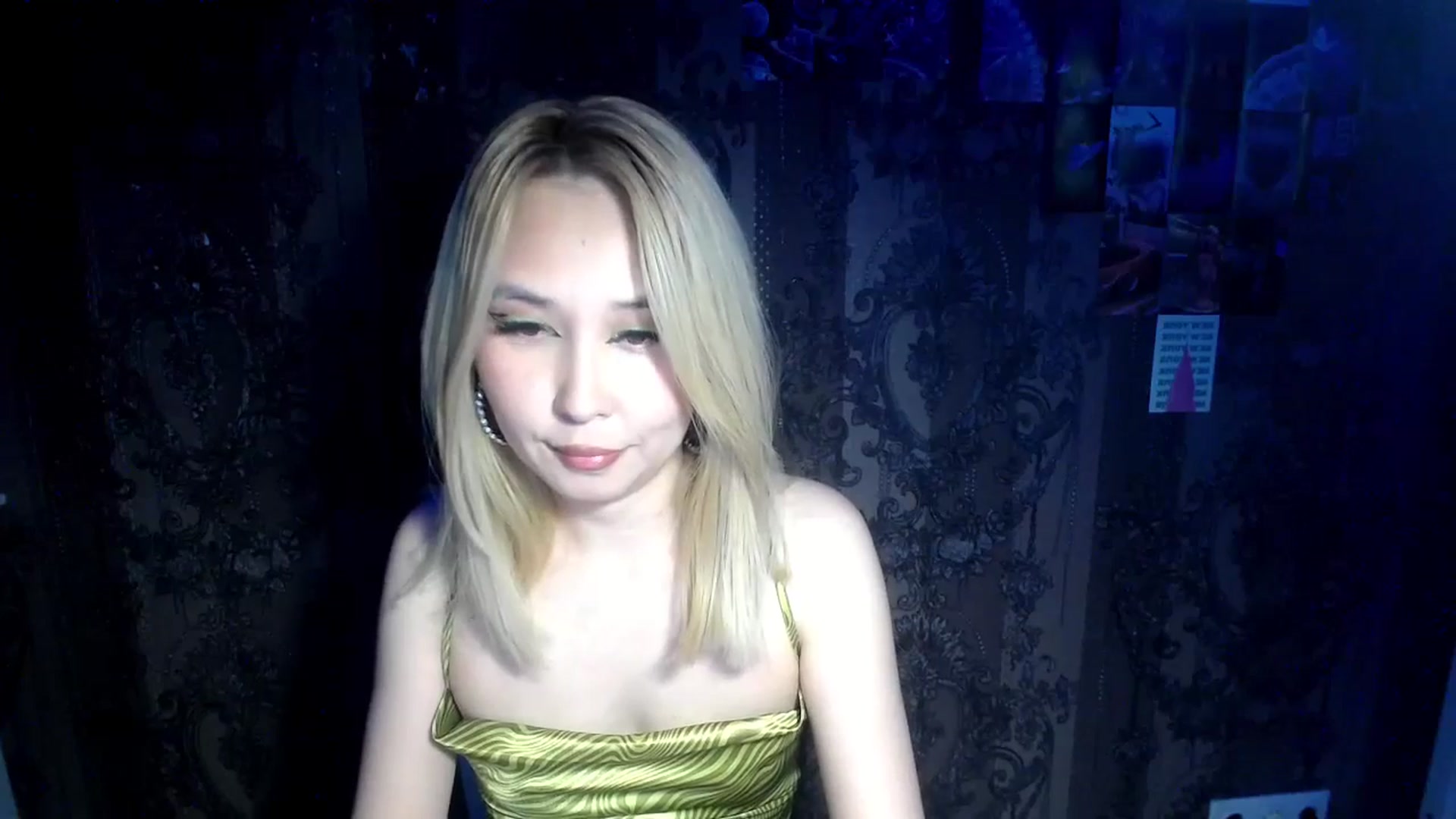 Gallery image thumbnail from Tana_Banana's myfreecams stream on, 07/13/2025, 21:37 image 17 of 20