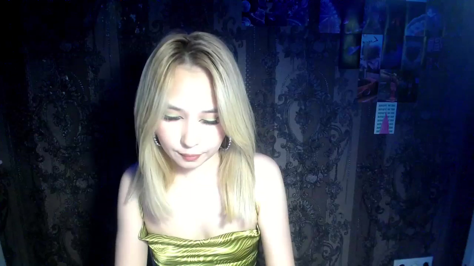 Gallery image thumbnail from Tana_Banana's myfreecams stream on, 07/13/2025, 21:37 image 6 of 20