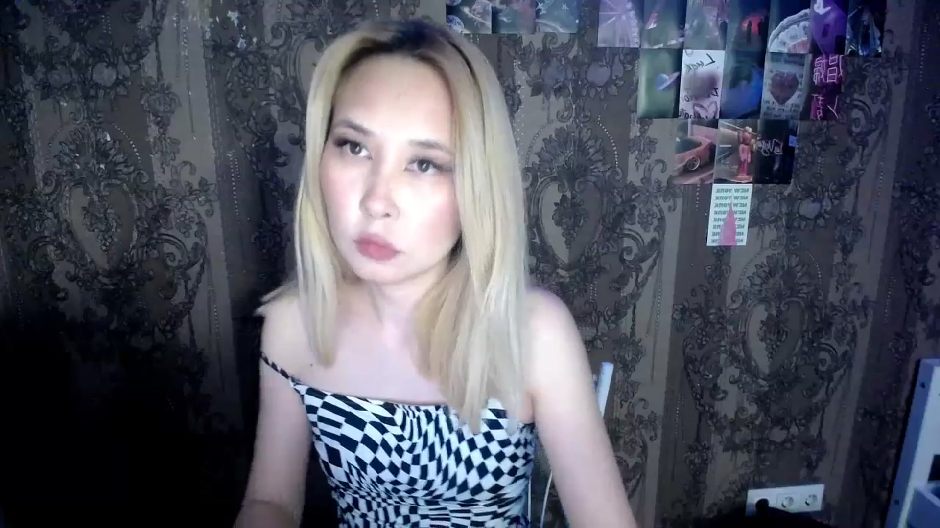 Gallery image thumbnail from Tana_Banana's myfreecams stream on, 08/09/2025, 23:16 image 3 of 20