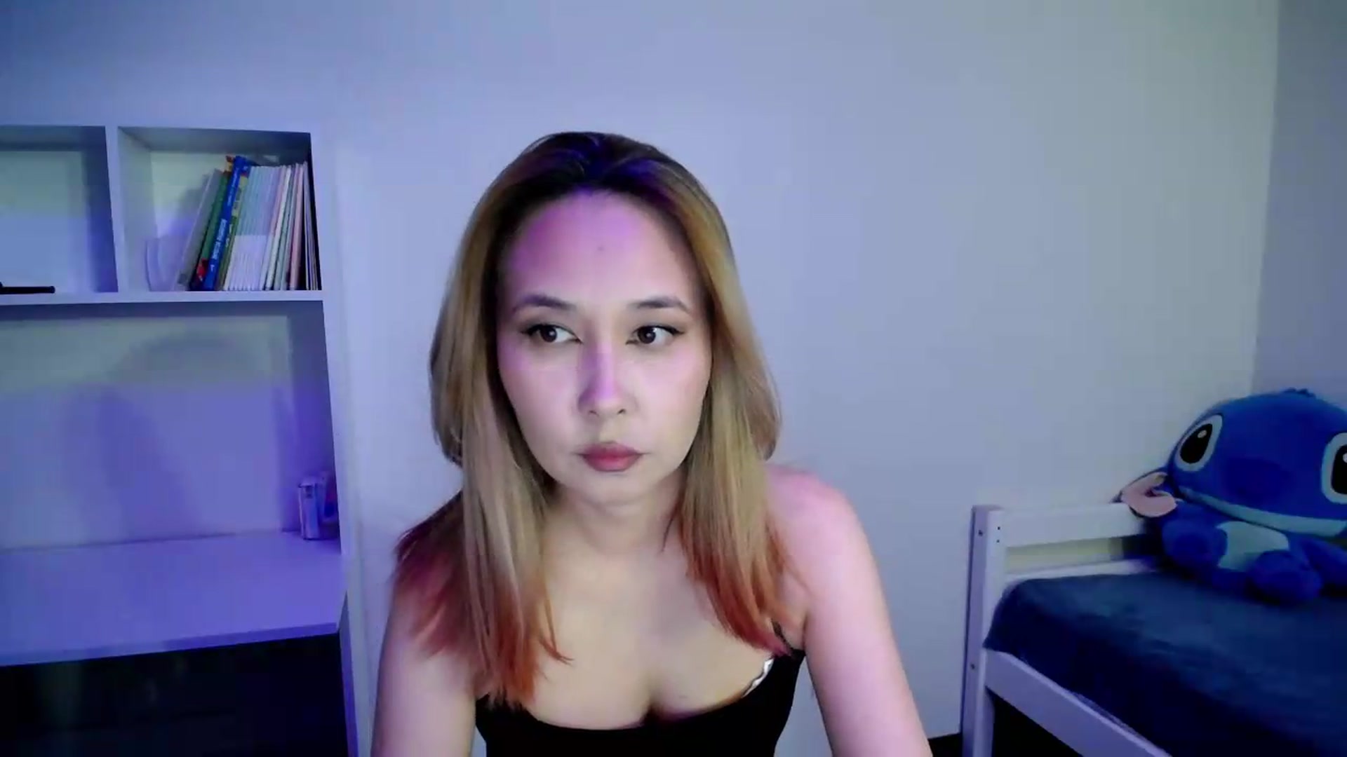 Gallery image thumbnail from Tana_Banana's myfreecams stream on, 08/30/2026, 23:45 image 17 of 20