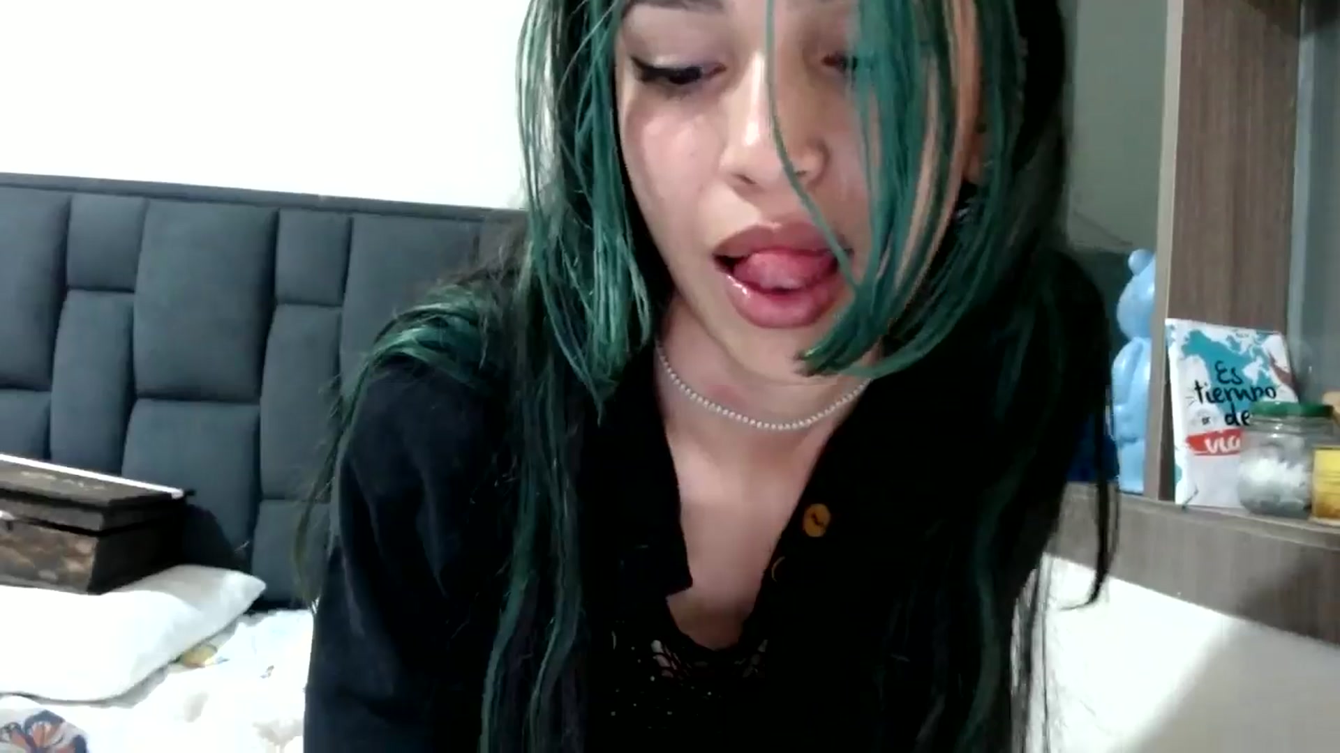 Gallery image thumbnail from Tang_miau's myfreecams stream on, 05/27/2024, 14:02 image 17 of 20