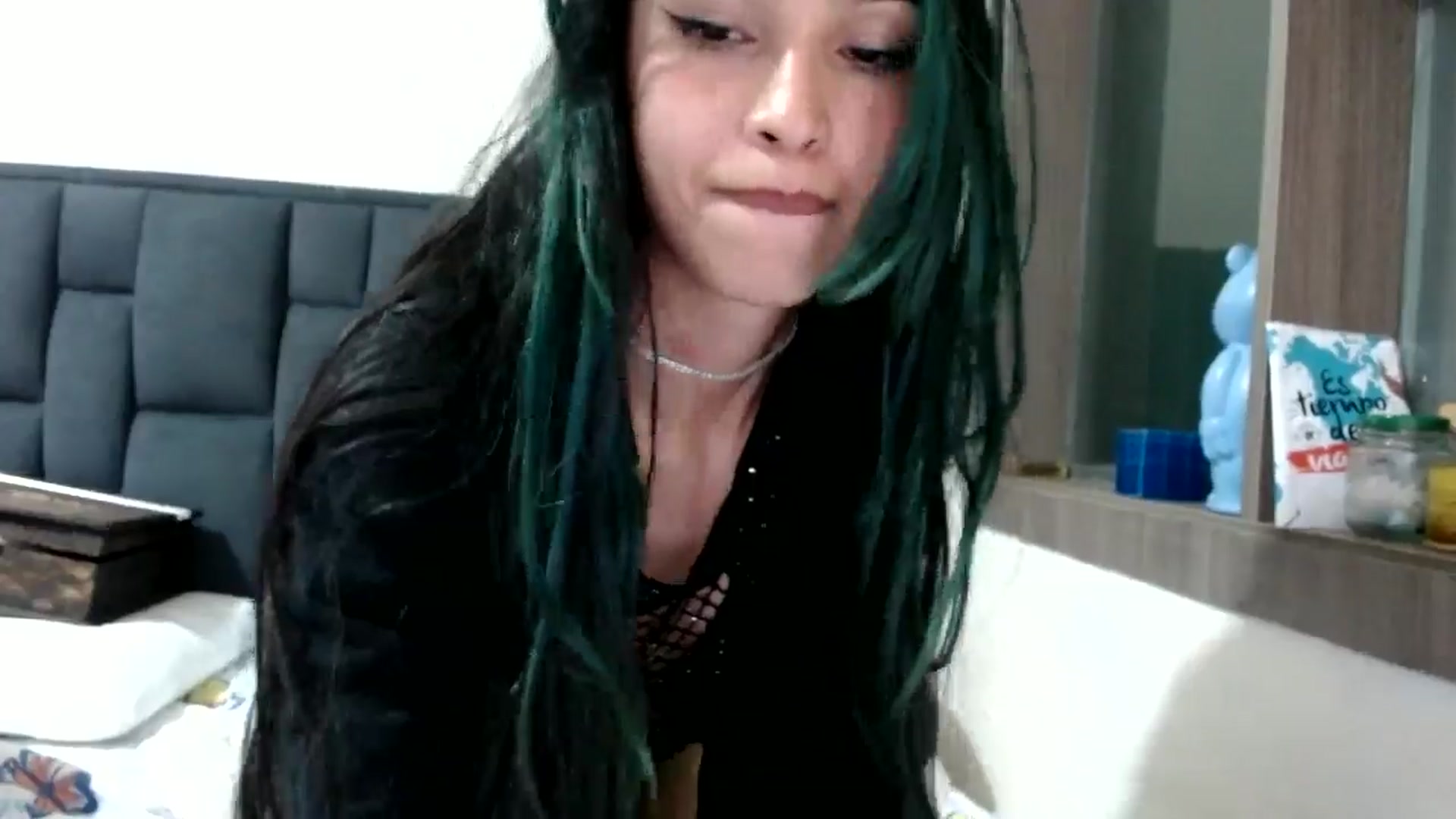 Gallery image thumbnail from Tang_miau's myfreecams stream on, 05/27/2024, 14:32 image 11 of 20