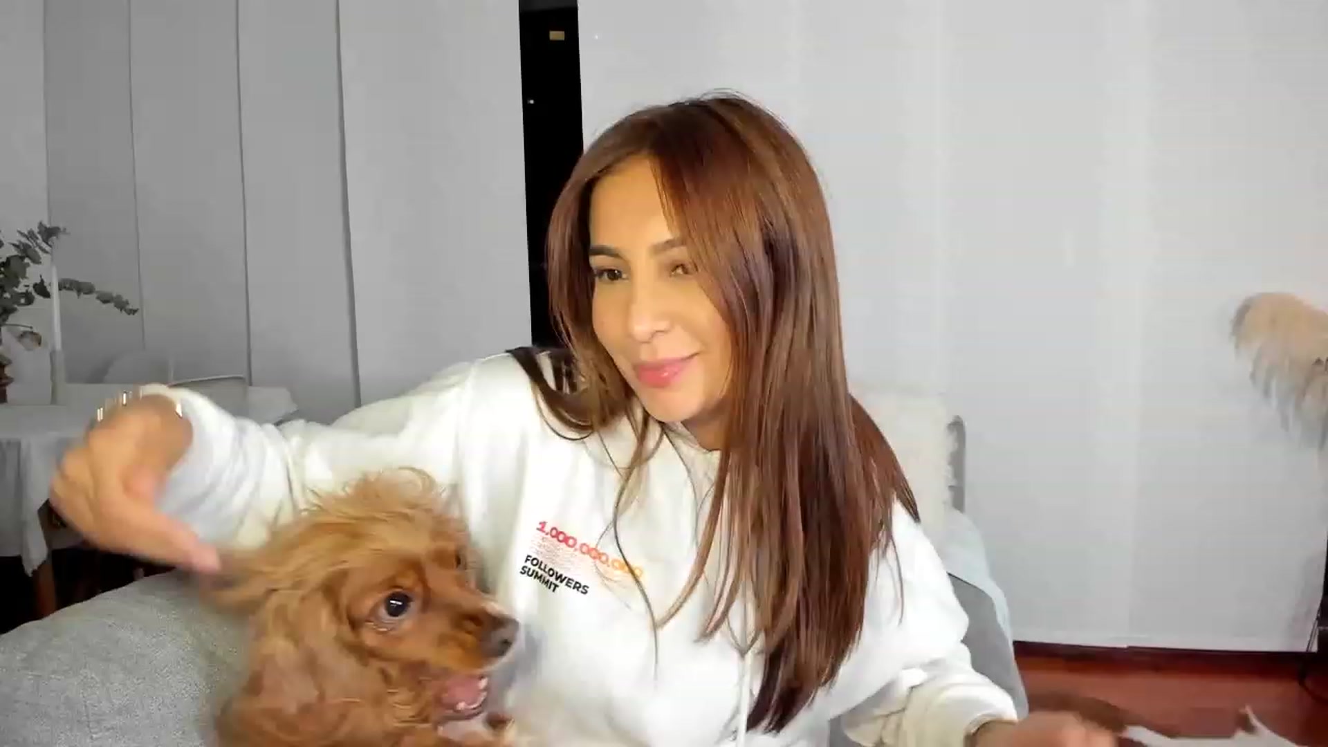Gallery image thumbnail from TaniaAngel's myfreecams stream on, 12/29/2022, 02:41 image 10 of 20