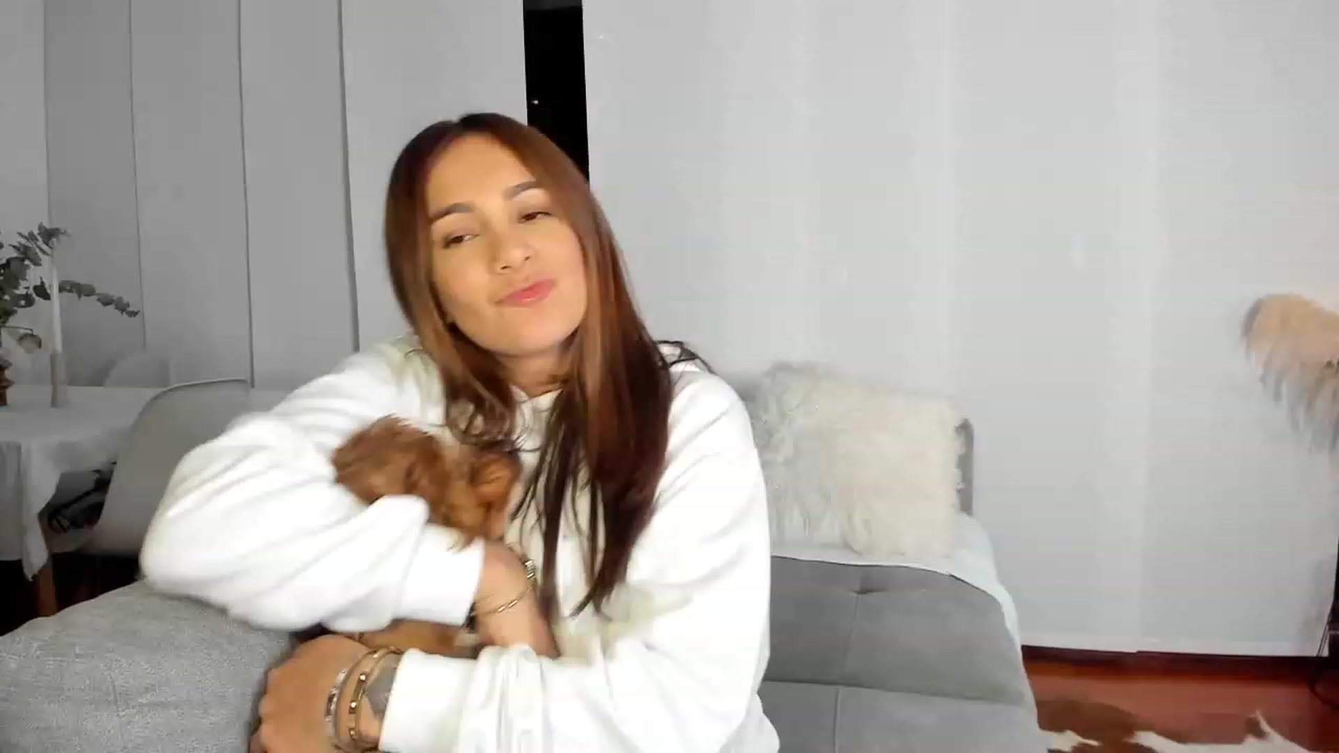 Gallery image thumbnail from TaniaAngel's myfreecams stream on, 12/29/2022, 02:41 image 18 of 20