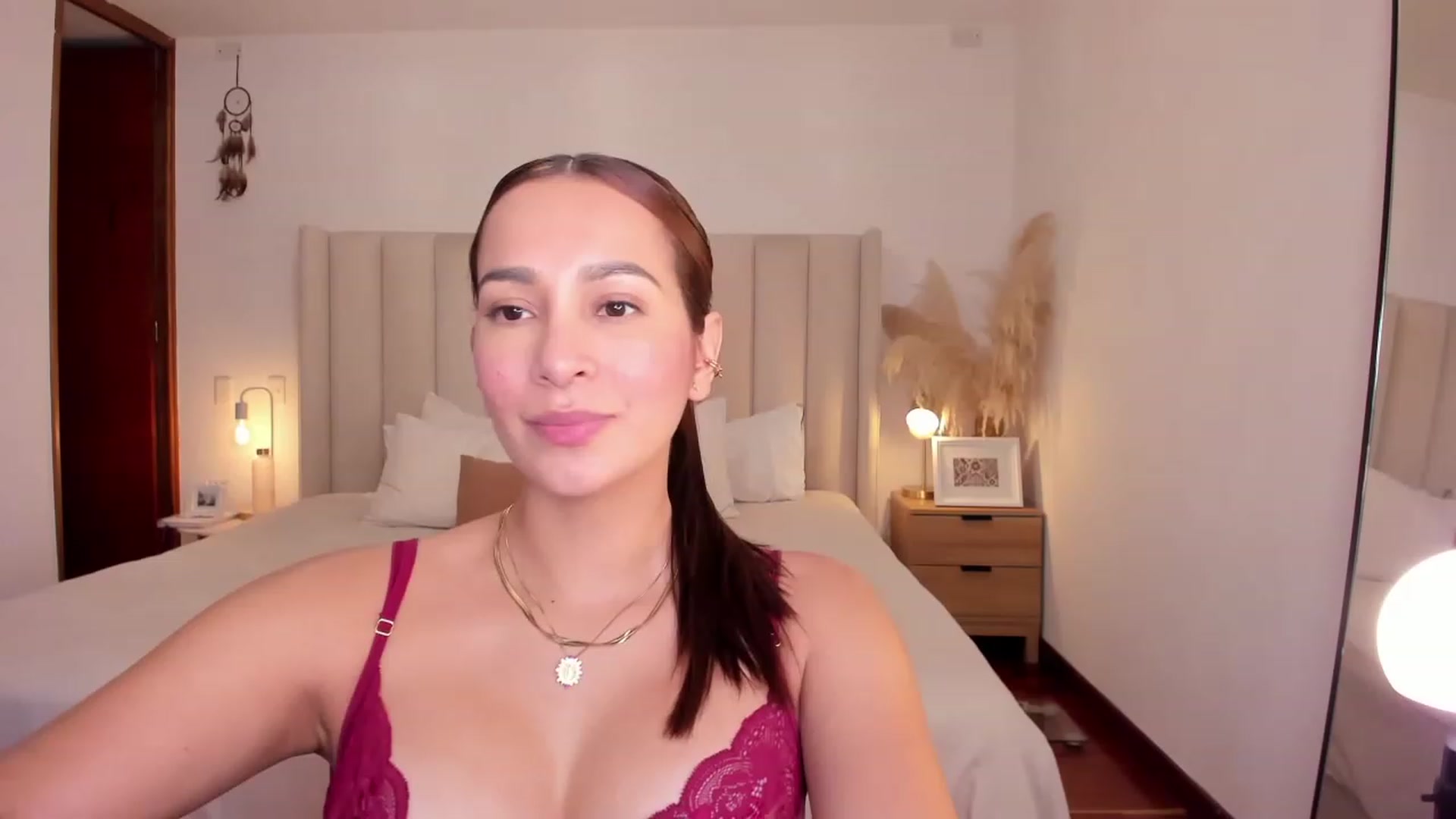 Gallery image thumbnail from TaniaAngel's myfreecams stream on, 04/17/2023, 23:21 image 5 of 20