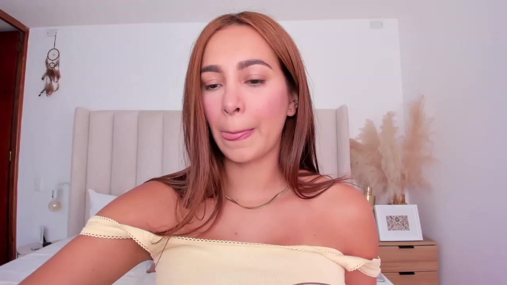 Gallery image thumbnail from TaniaAngel's myfreecams stream on, 07/25/2023, 18:02 image 10 of 20