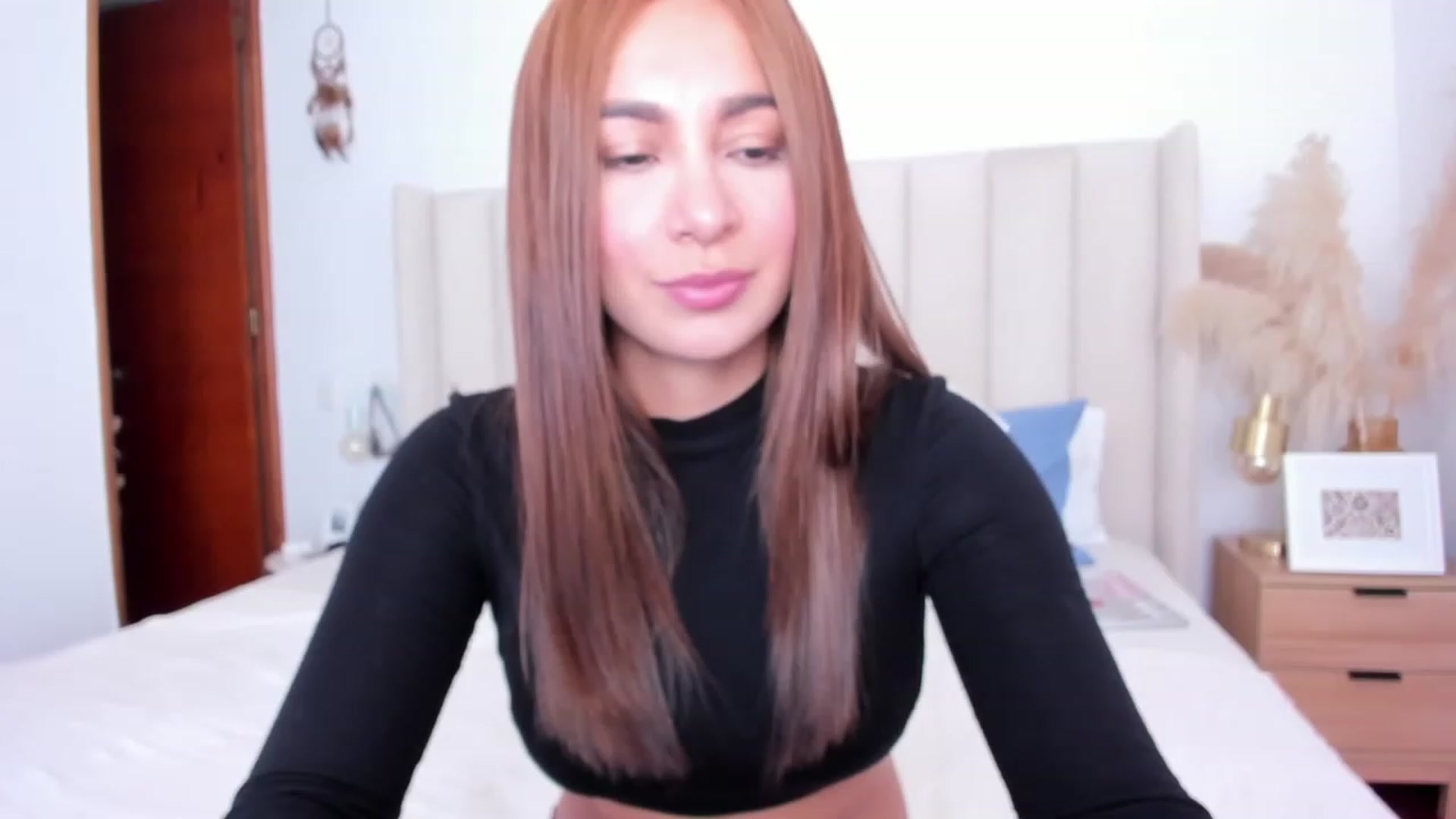 Gallery image thumbnail from TaniaAngel's myfreecams stream on, 07/26/2023, 19:08 image 8 of 20