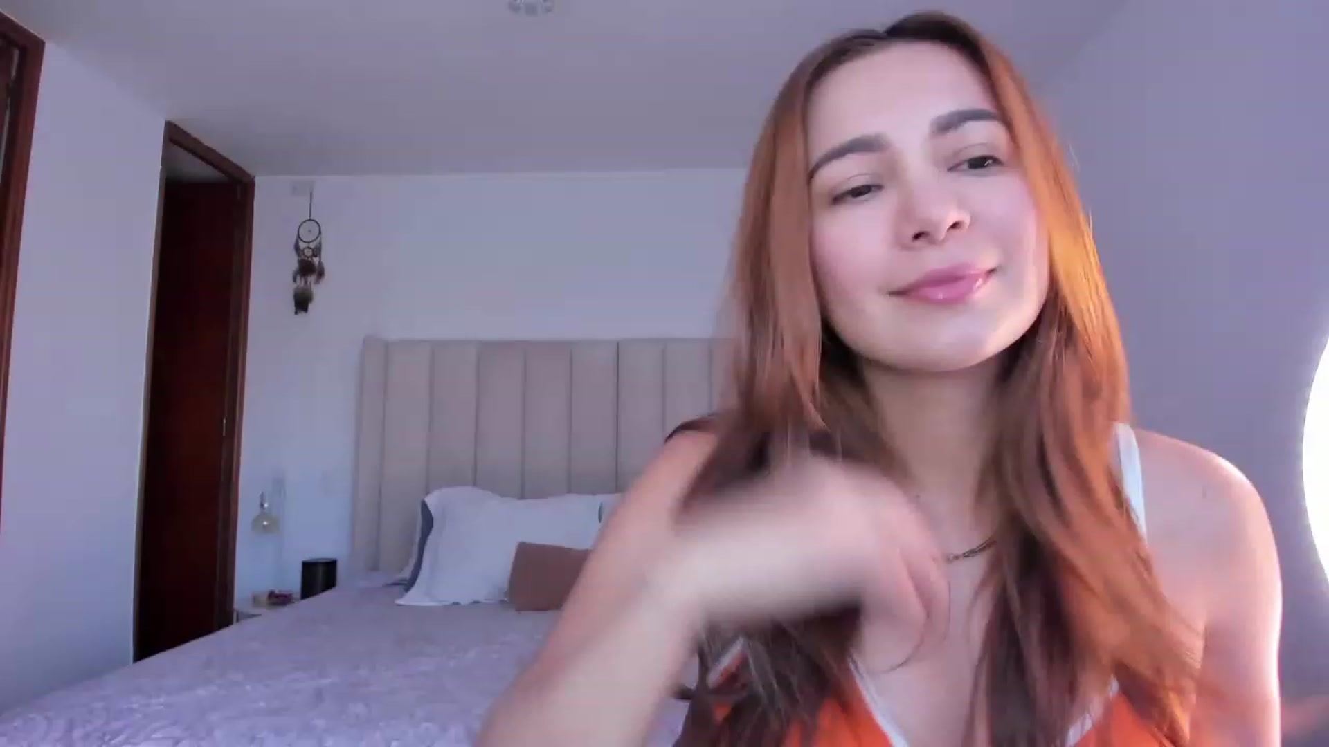 Gallery image thumbnail from TaniaAngel's myfreecams stream on, 12/12/2023, 19:04 image 5 of 20