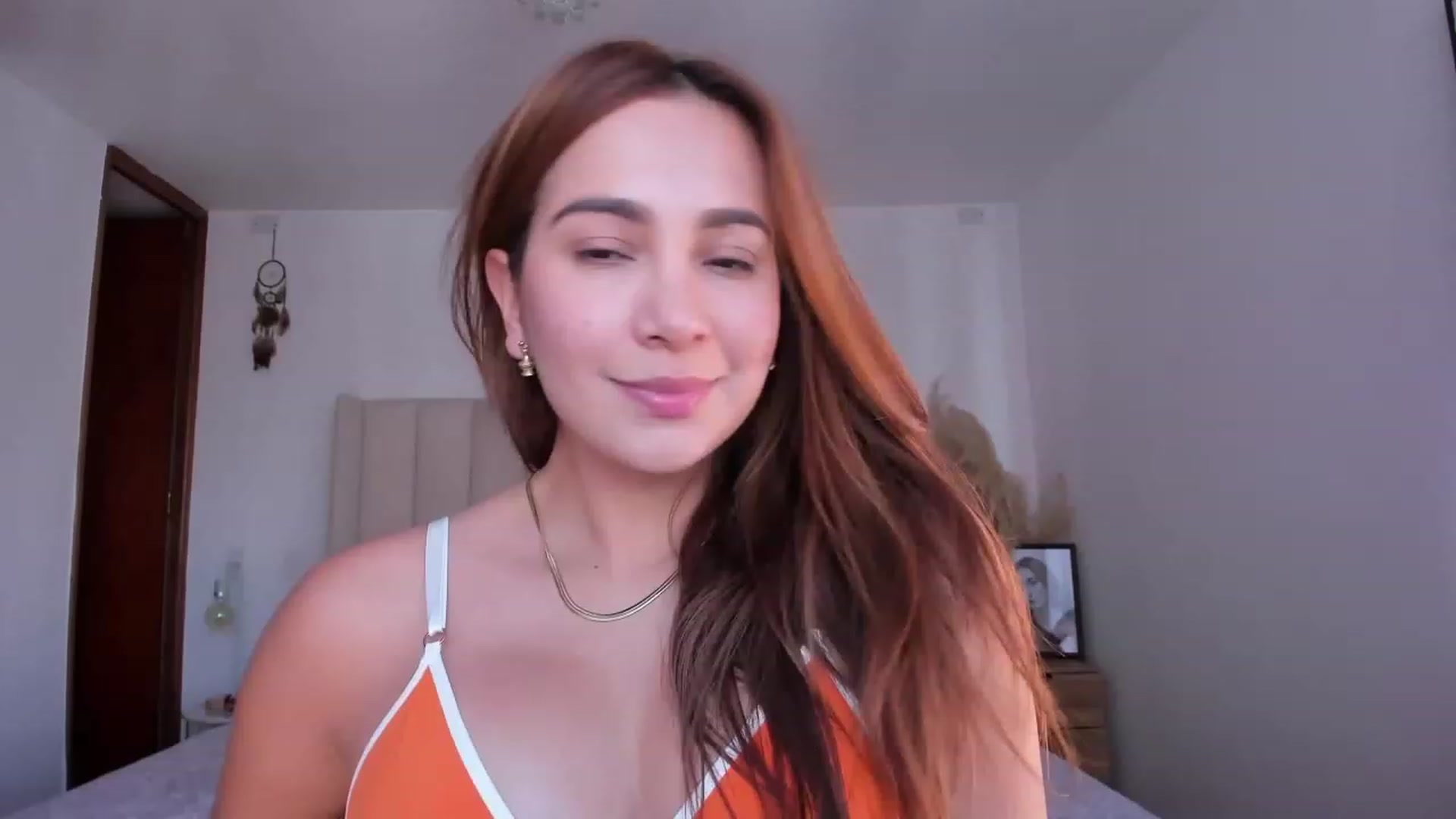 Gallery image thumbnail from TaniaAngel's myfreecams stream on, 12/12/2023, 20:08 image 20 of 20