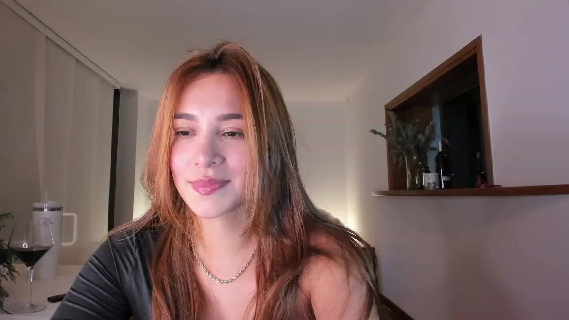 Gallery image thumbnail from TaniaAngel's myfreecams stream on, 12/25/2023, 01:48 image 11 of 20