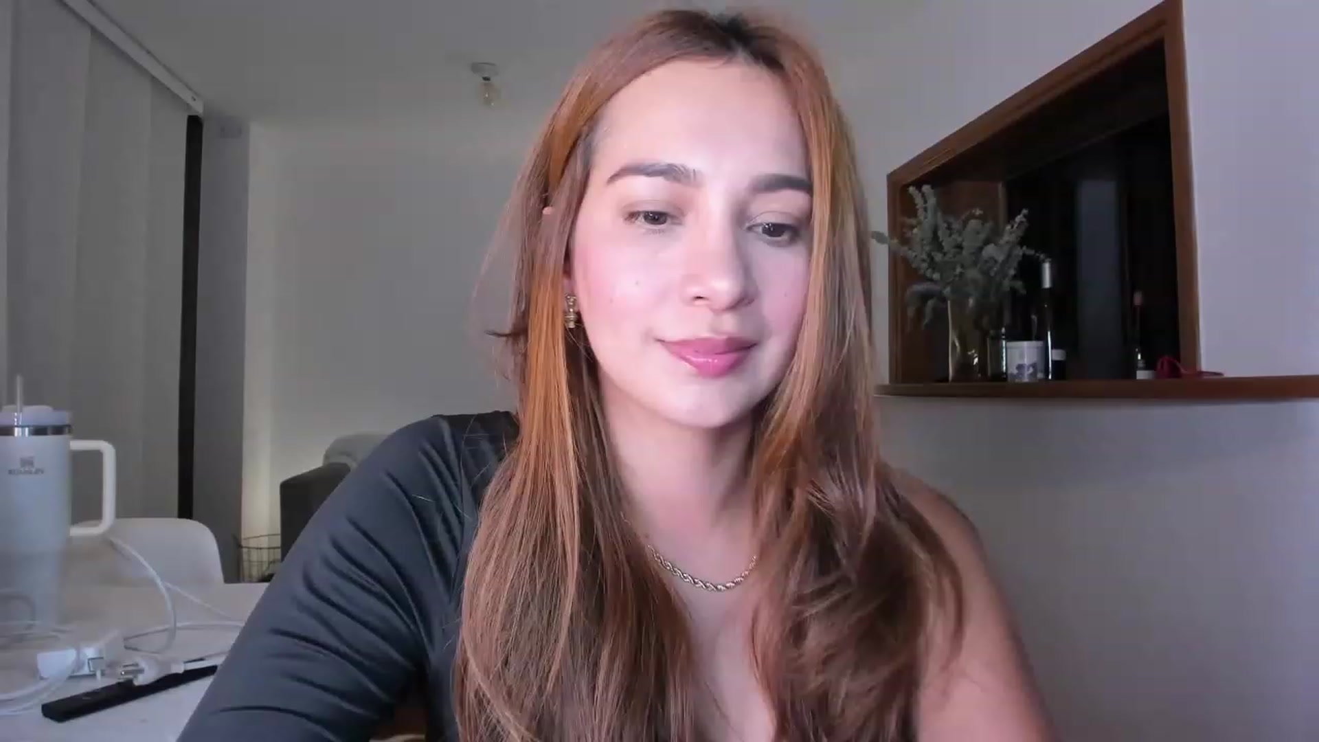 Gallery image thumbnail from TaniaAngel's myfreecams stream on, 12/25/2023, 03:57 image 7 of 20