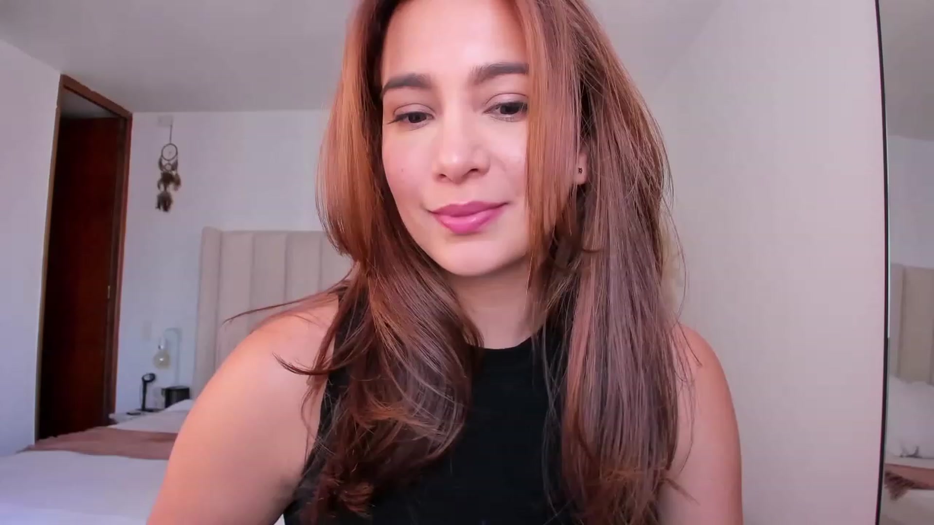 Gallery image thumbnail from TaniaAngel's myfreecams stream on, 01/22/2024, 19:29 image 14 of 20