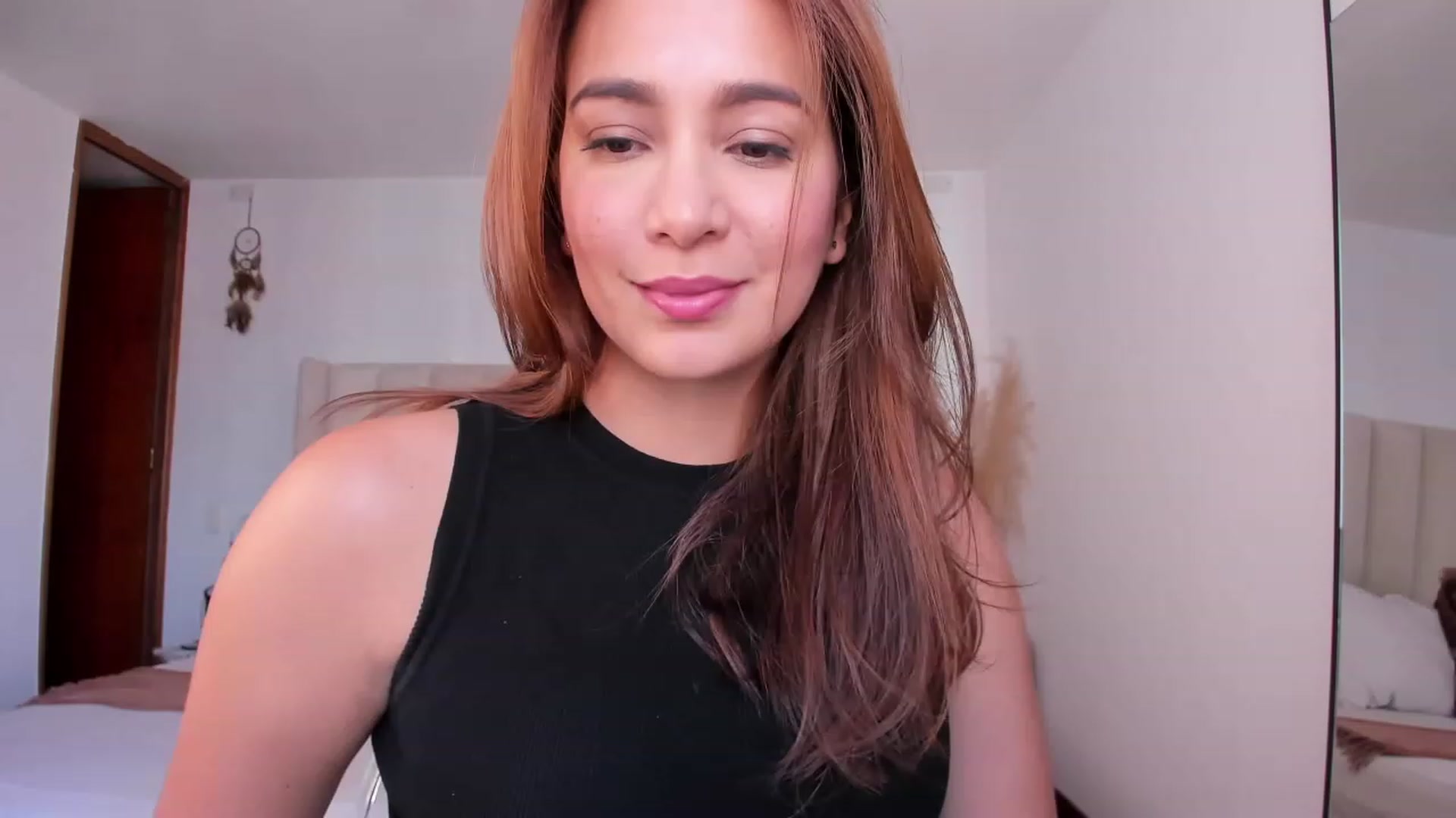 Gallery image thumbnail from TaniaAngel's myfreecams stream on, 01/22/2024, 19:29 image 12 of 20