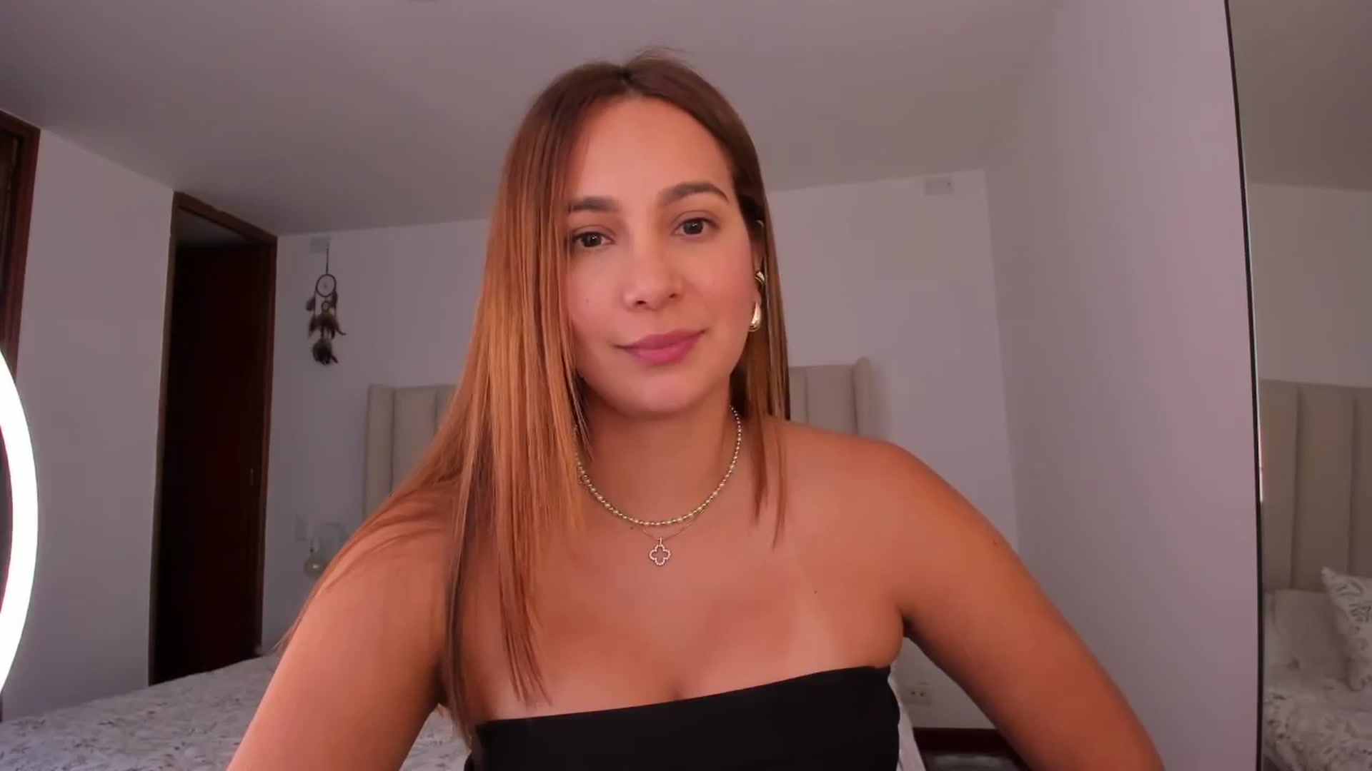 Gallery image thumbnail from TaniaAngel's myfreecams stream on, 08/15/2024, 19:32 image 6 of 20