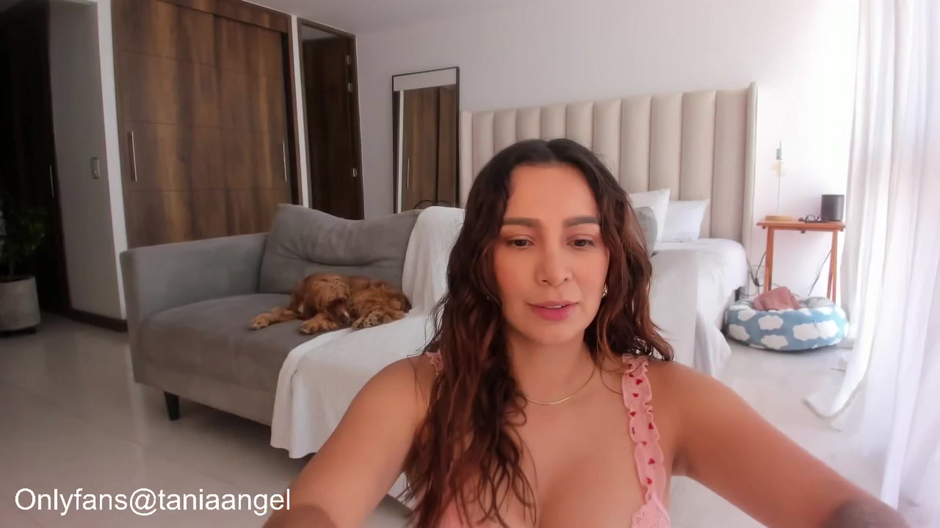 Gallery image thumbnail from TaniaAngel's myfreecams stream on, 05/21/2025, 16:50 image 13 of 20