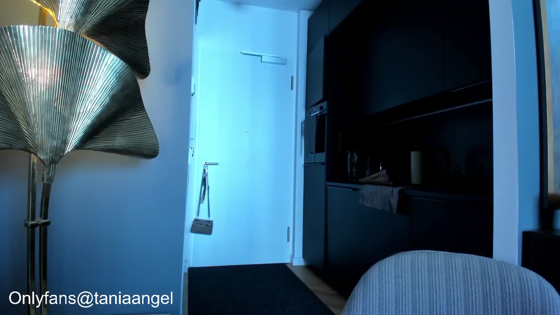 Gallery image thumbnail from TaniaAngel's myfreecams stream on, 06/25/2025, 15:01 image 4 of 20