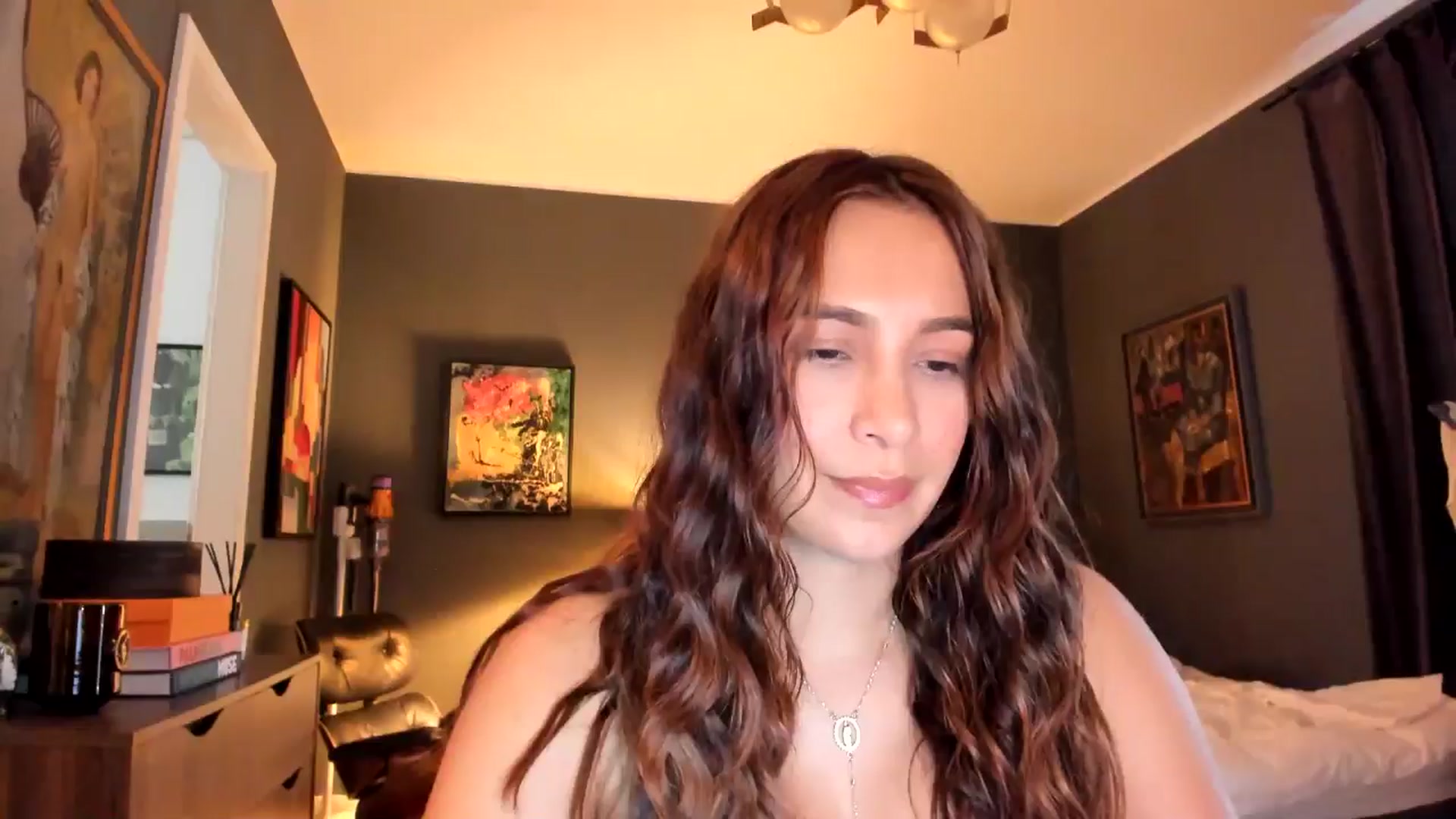 Gallery image thumbnail from TaniaAngel's myfreecams stream on, 02/04/2026, 12:33 image 1 of 20