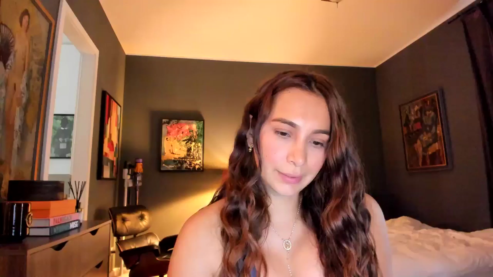 Gallery image thumbnail from TaniaAngel's myfreecams stream on, 02/04/2026, 12:33 image 14 of 20