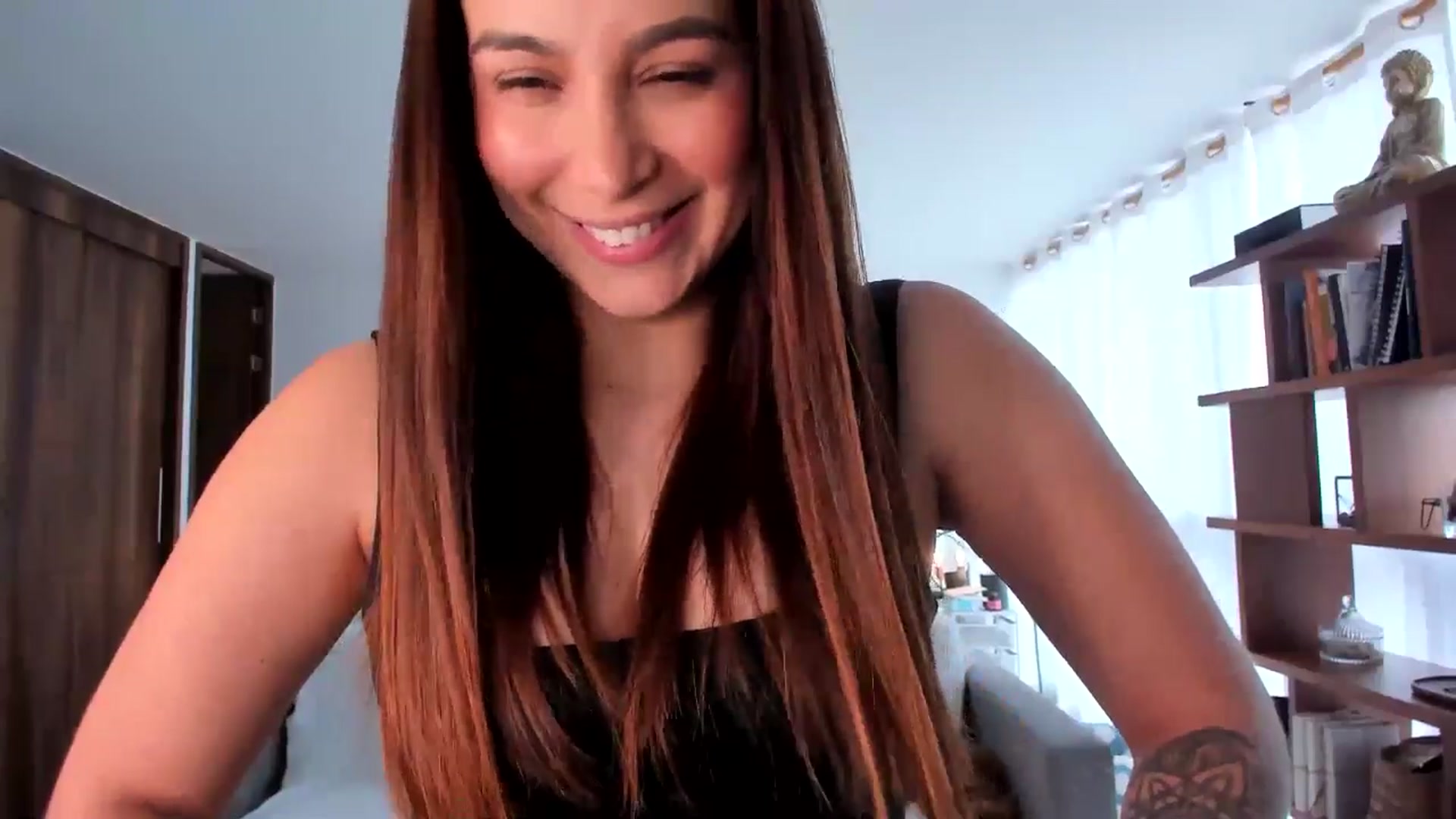 Gallery image thumbnail from TaniaAngel's myfreecams stream on, 03/06/2026, 21:00 image 17 of 20