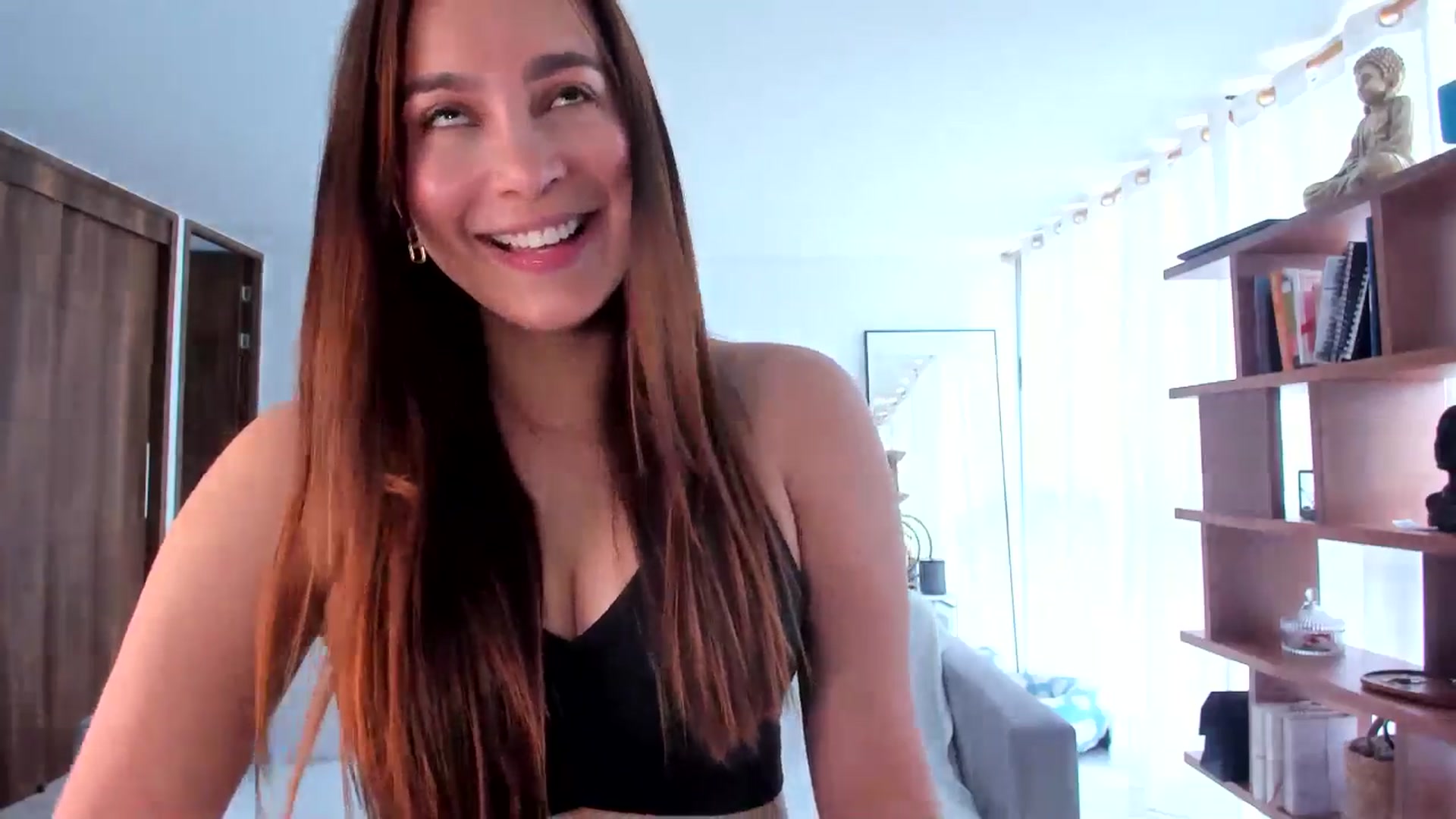 Gallery image thumbnail from TaniaAngel's myfreecams stream on, 03/12/2026, 18:05 image 15 of 20